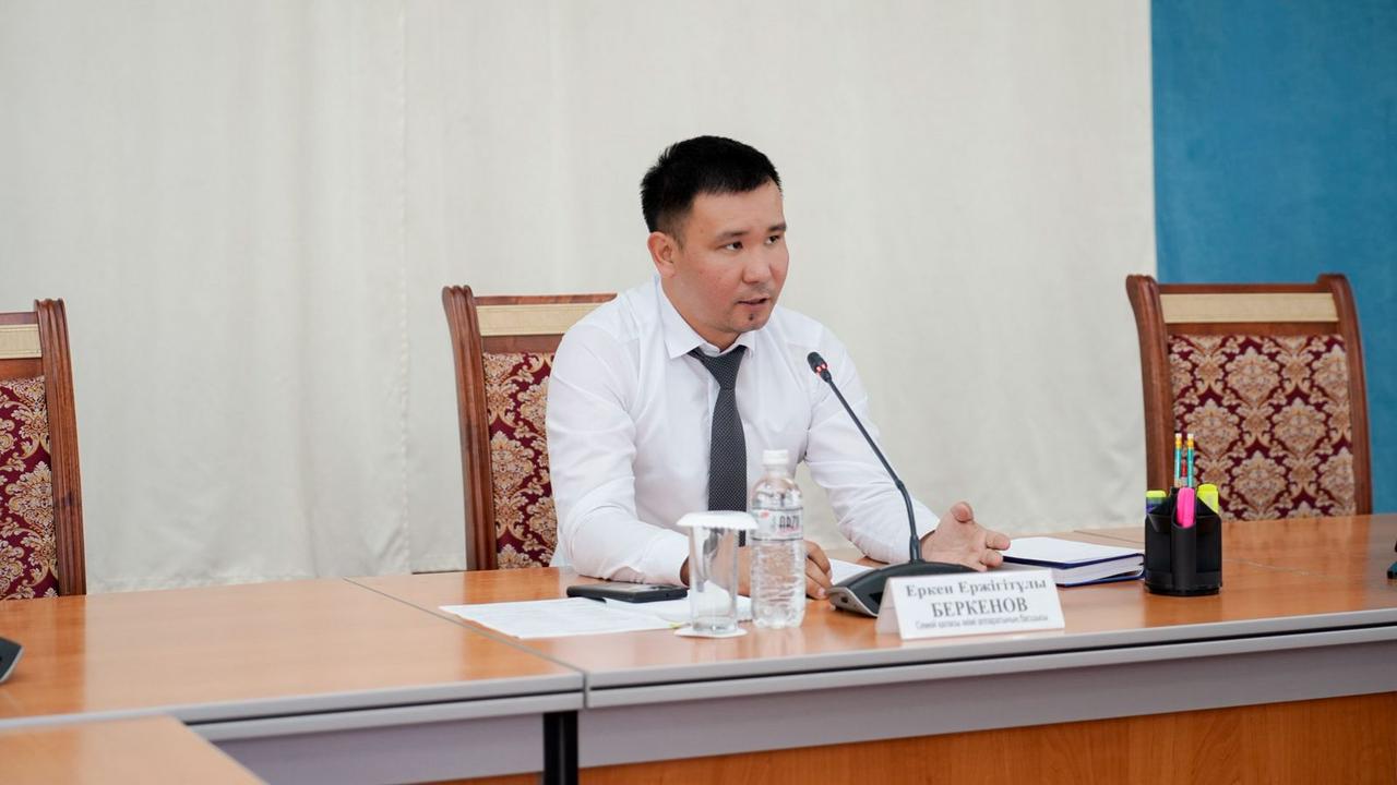 Совещание по соблюдению требований закона о противодействии коррупции, этических норм и о вреде лудомании.