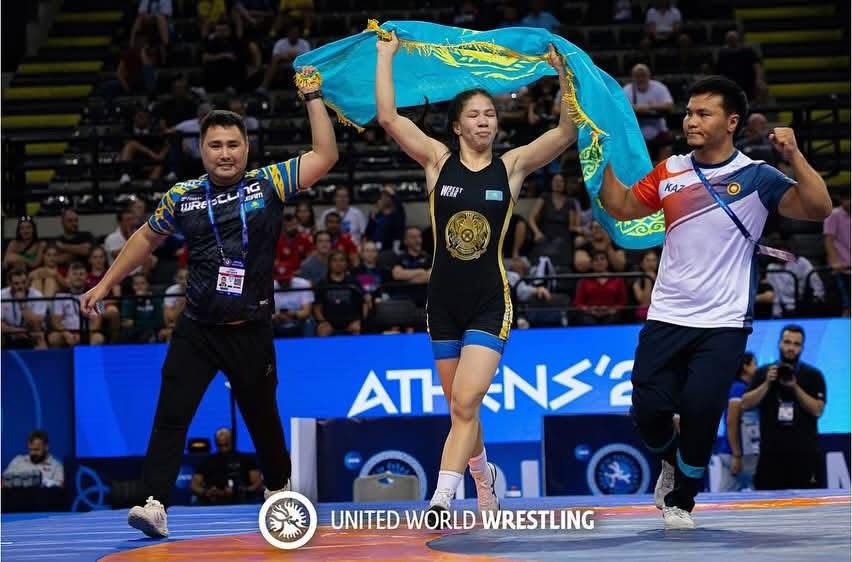 ТҮРКІСТАНДЫҚ МАДХИЯ УСМАНОВА ӘЙЕЛДЕР КҮРЕСІНЕН ӘЛЕМ ЧЕМПИОНЫ АТАНДЫ