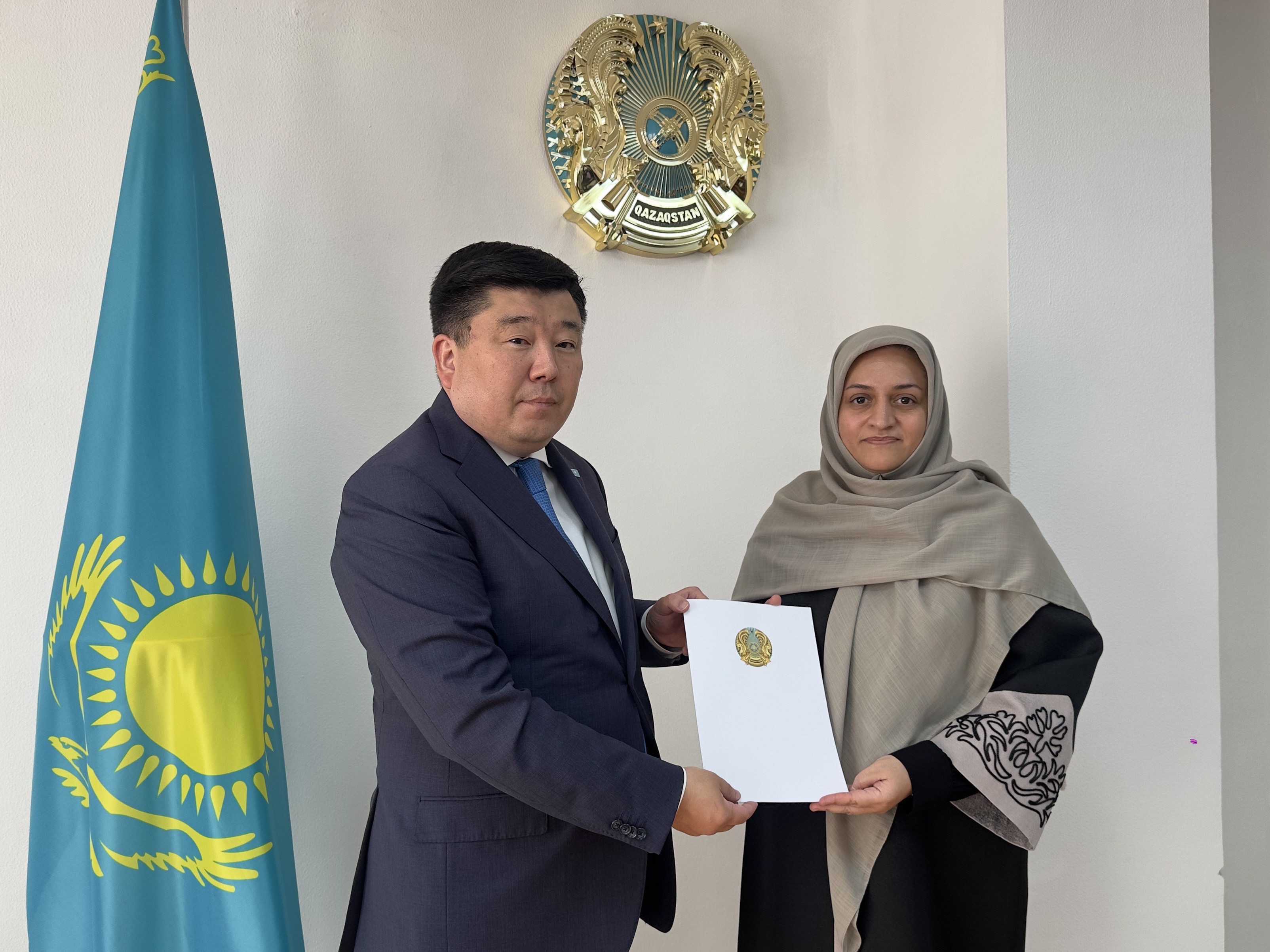 The Head of the Representative office met with the newly appointed Consul General of Iran