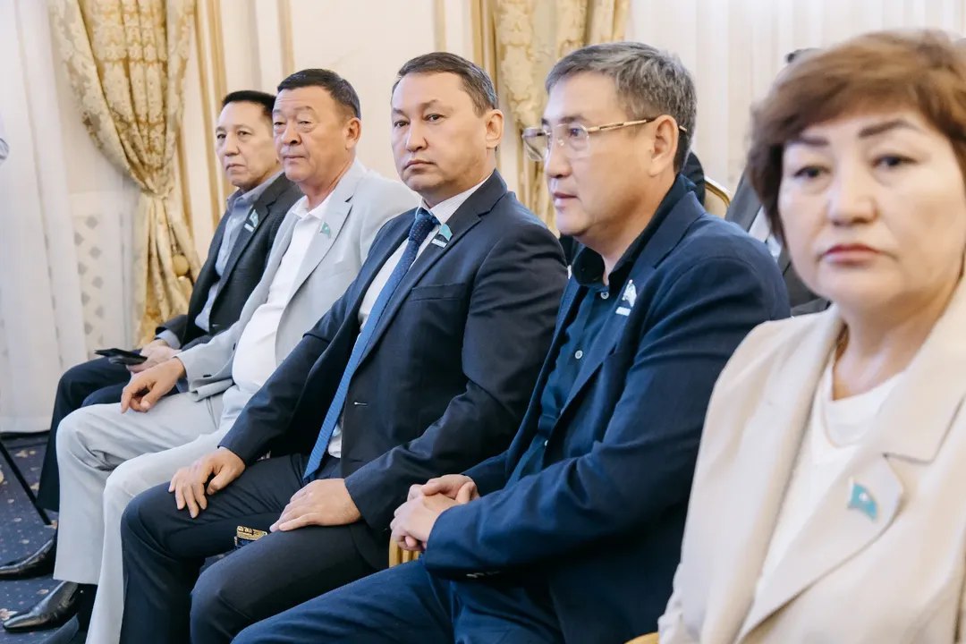 Облыстық Достық үйінде кездесу