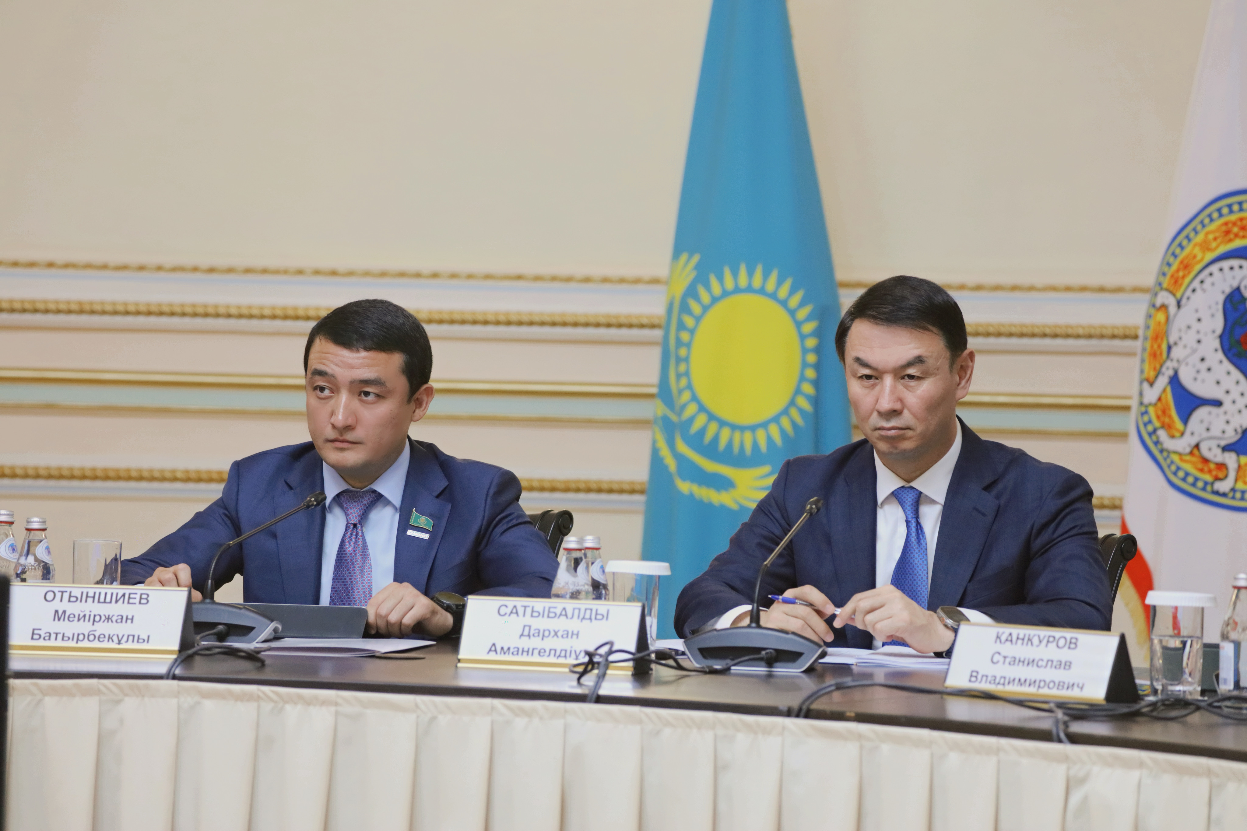В Алматы утверждена обновленная структура городского управления