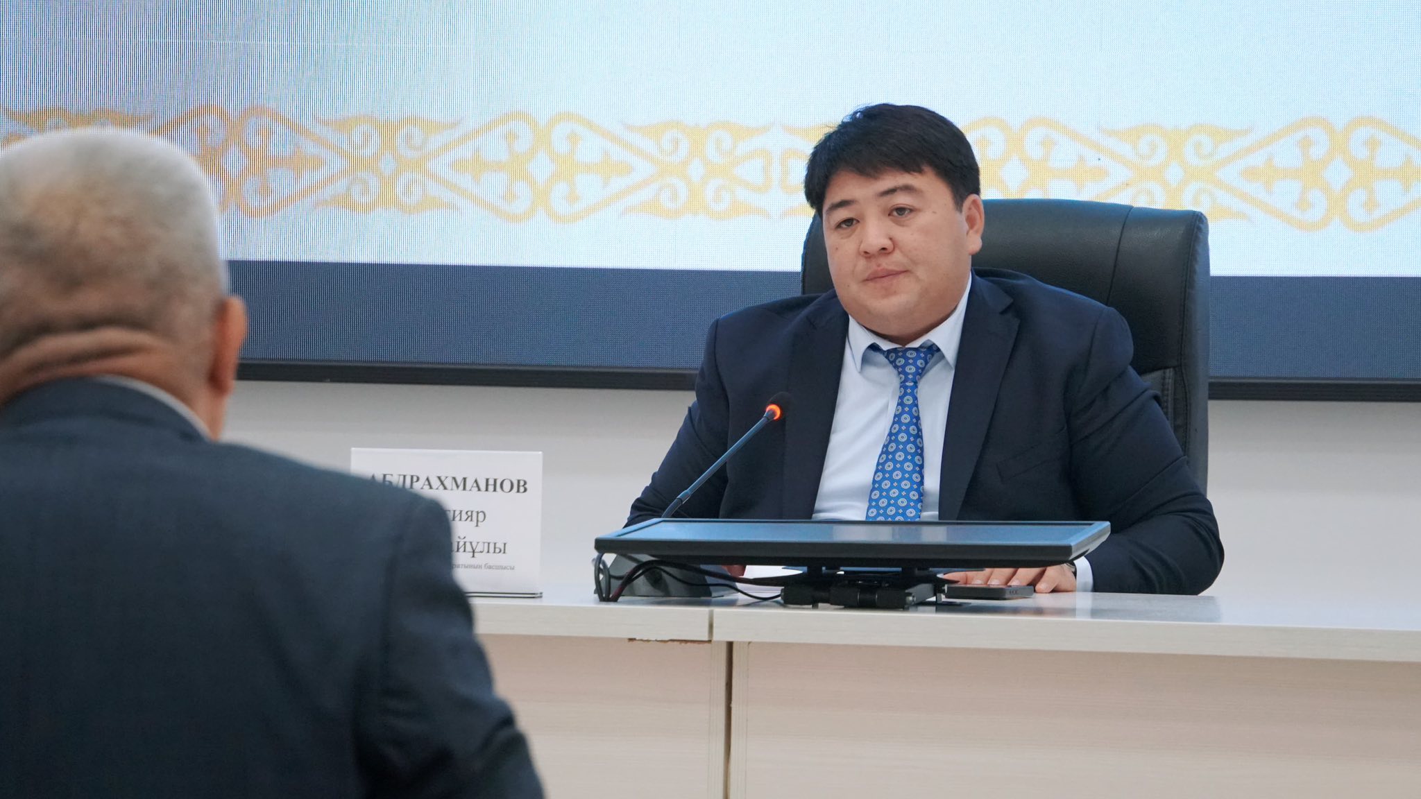 КЕЛЕС АУДАНЫНДА ӘДЕП НОРМАЛАРЫН САҚТАУ МӘСЕЛЕСІ ТАЛҚЫЛАНДЫ
