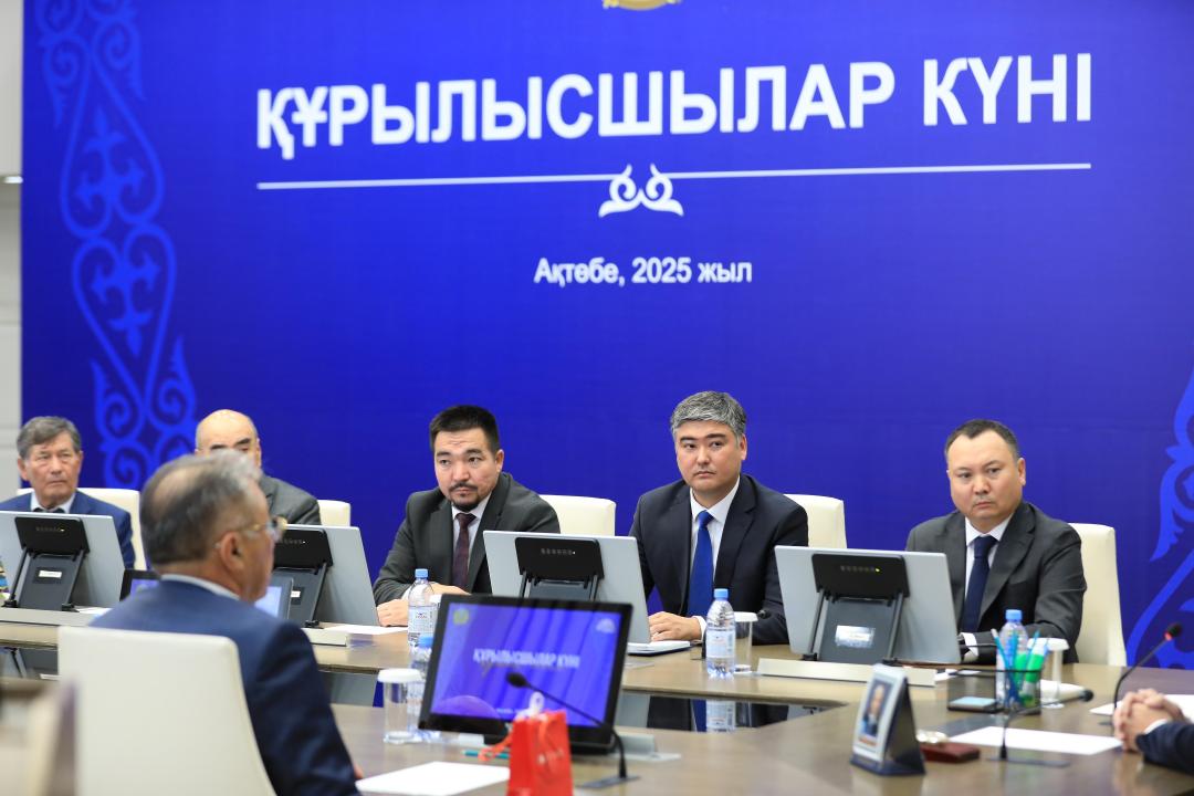 Чествовали лучших строителей региона