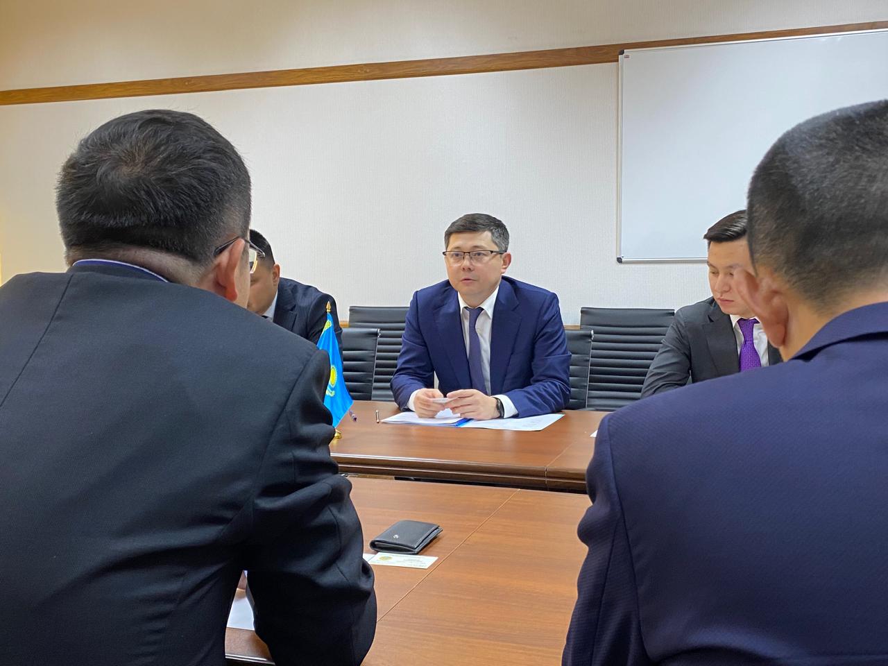 Азамат Панбаев встретился с представителями китайской компании «Xiamen C&D Group»