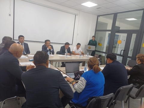 Ауданық  қоғамдық  кеңес  отырысы