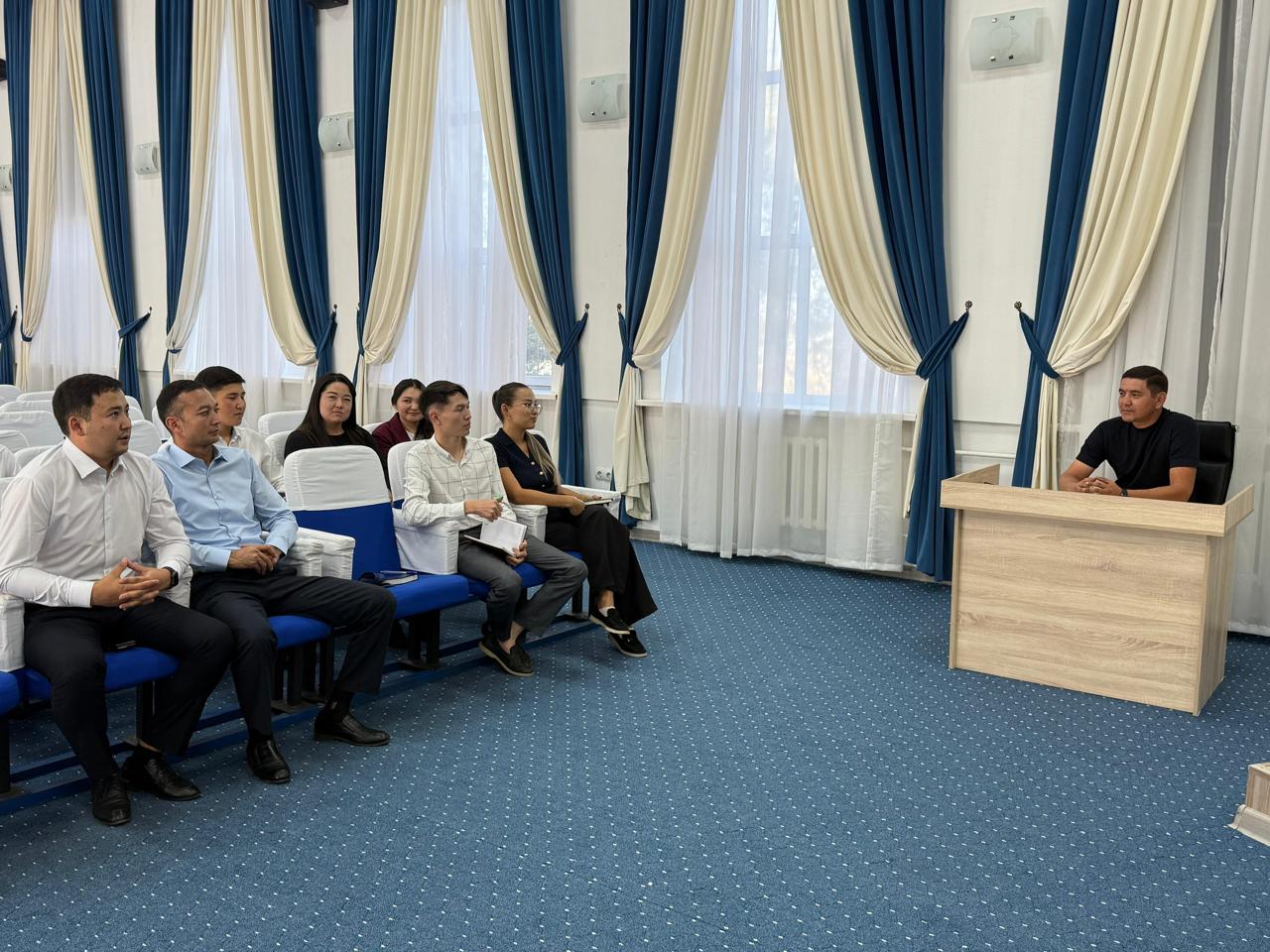 Сыбайлас жемқорлықтың алдын алу мәселесі бойынша жиын өтті