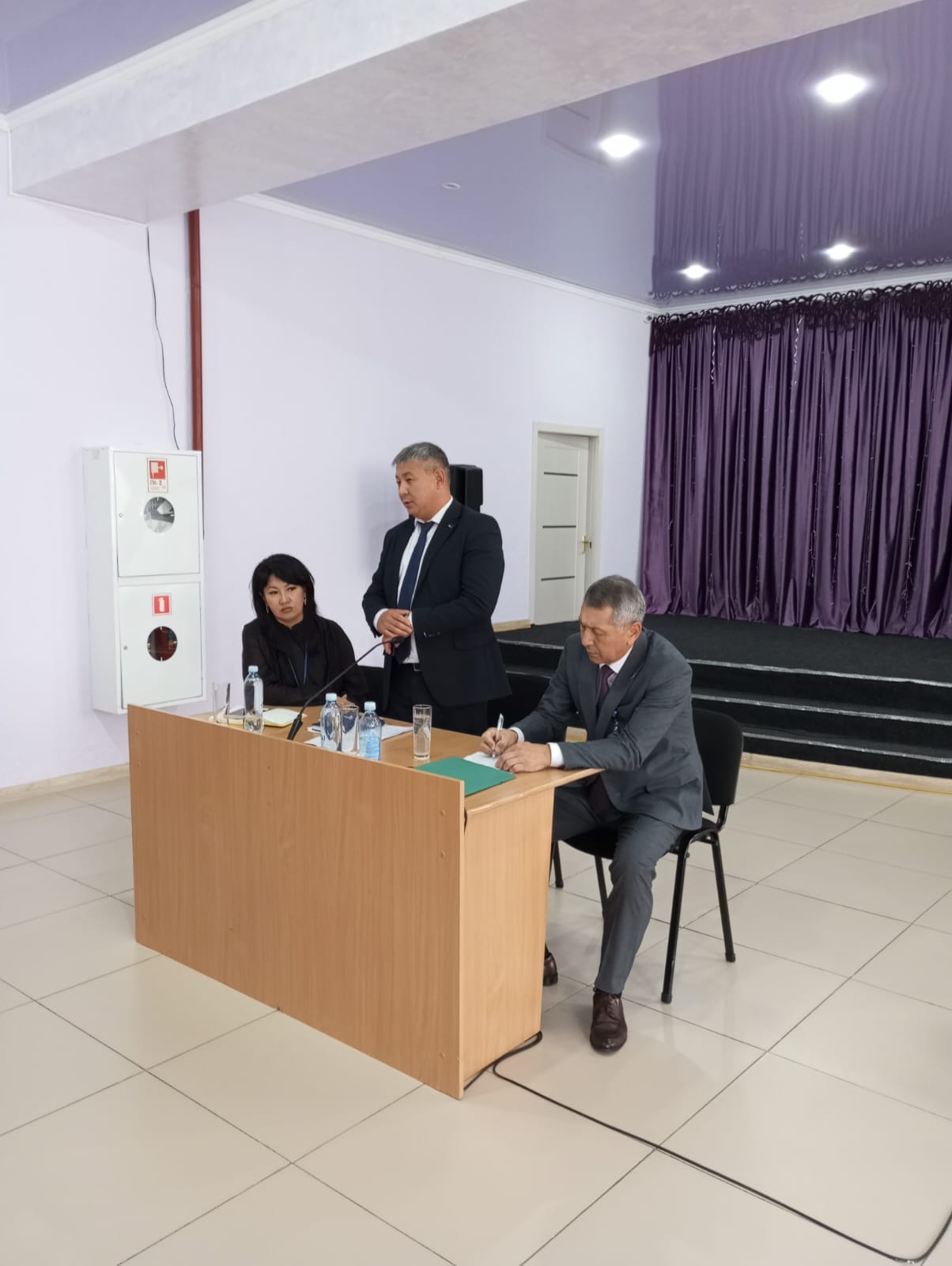 В поселке Качар прошла встреча с уполномоченным по этике акимата города Рудного