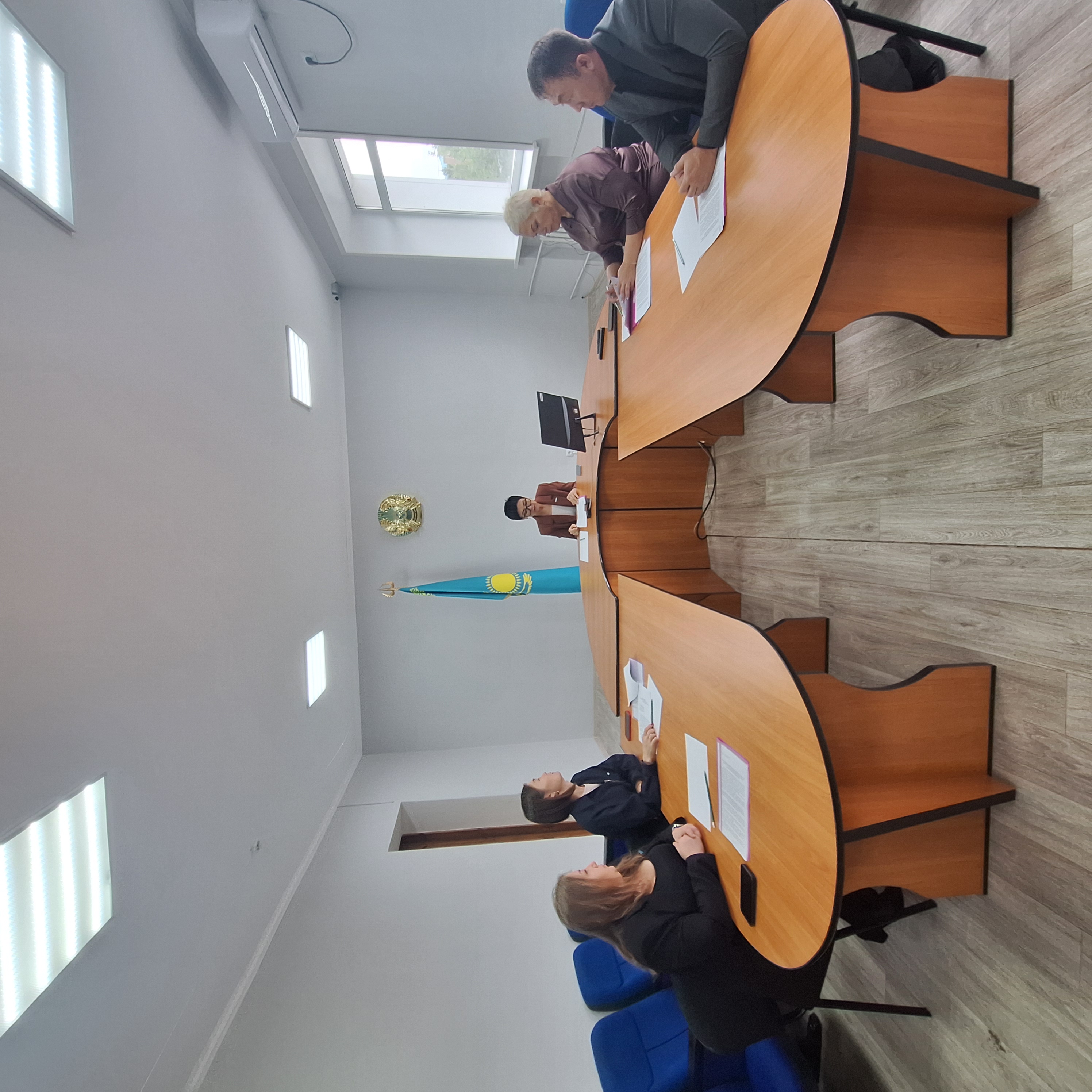 Әлеуметтік қорғау, әлеуметтік саланы дамыту, құқық тәртібі және заңдылық мәселелері жөніндегі тұрақты комиссиясының отырысы туралы