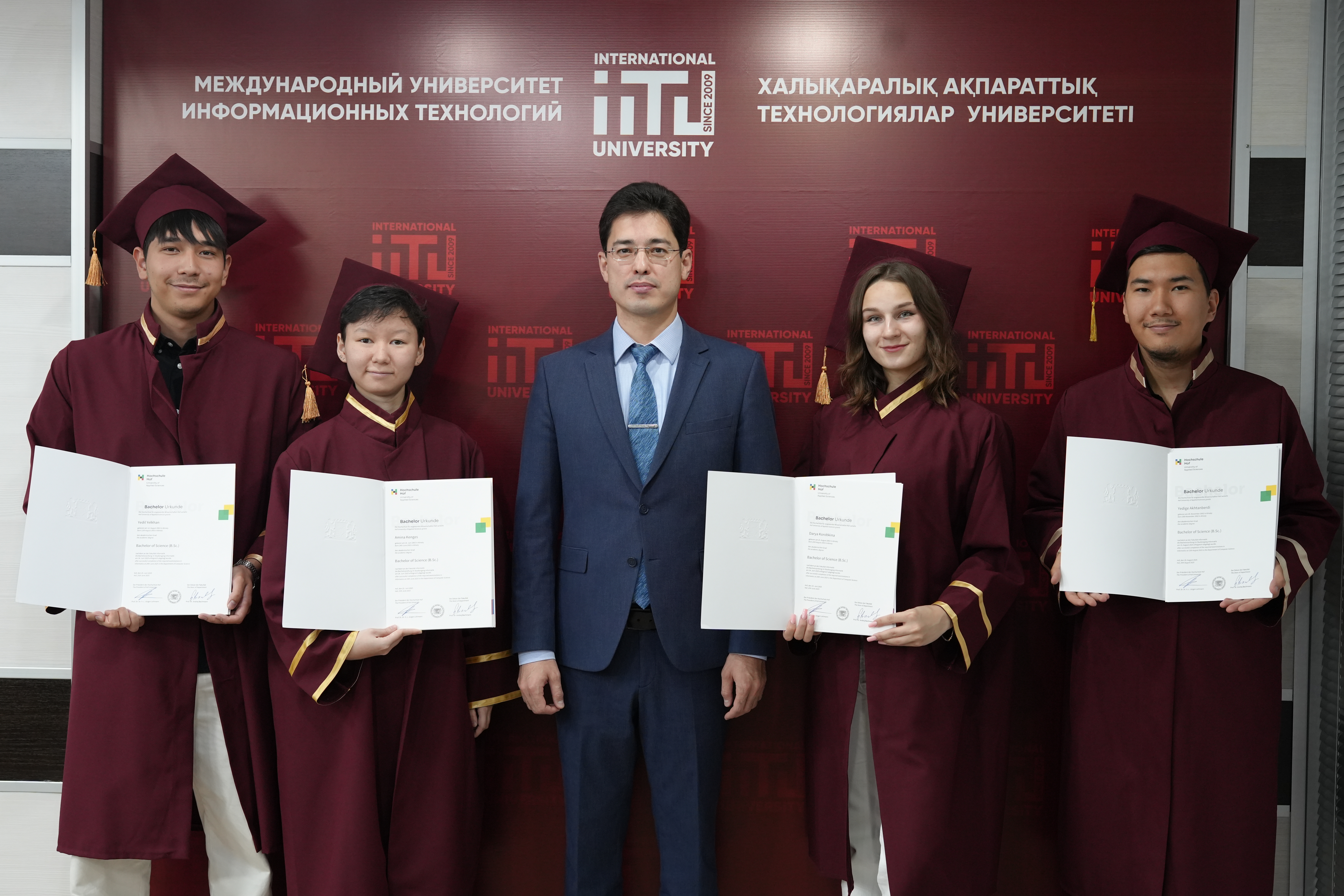 IITU студенттері Германияда қос диплом бағдарламасын сәтті аяқтады
