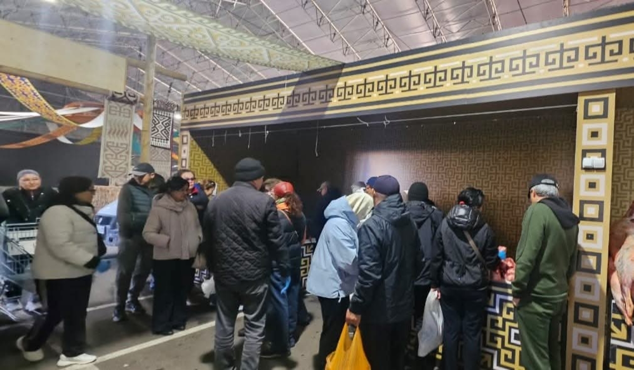 АСТАНА  ҚАЛАСЫНДА  АҚТӨБЕ  ОБЛЫСЫНЫҢ  ЖӘРМЕҢКЕСІ ӨТТІ