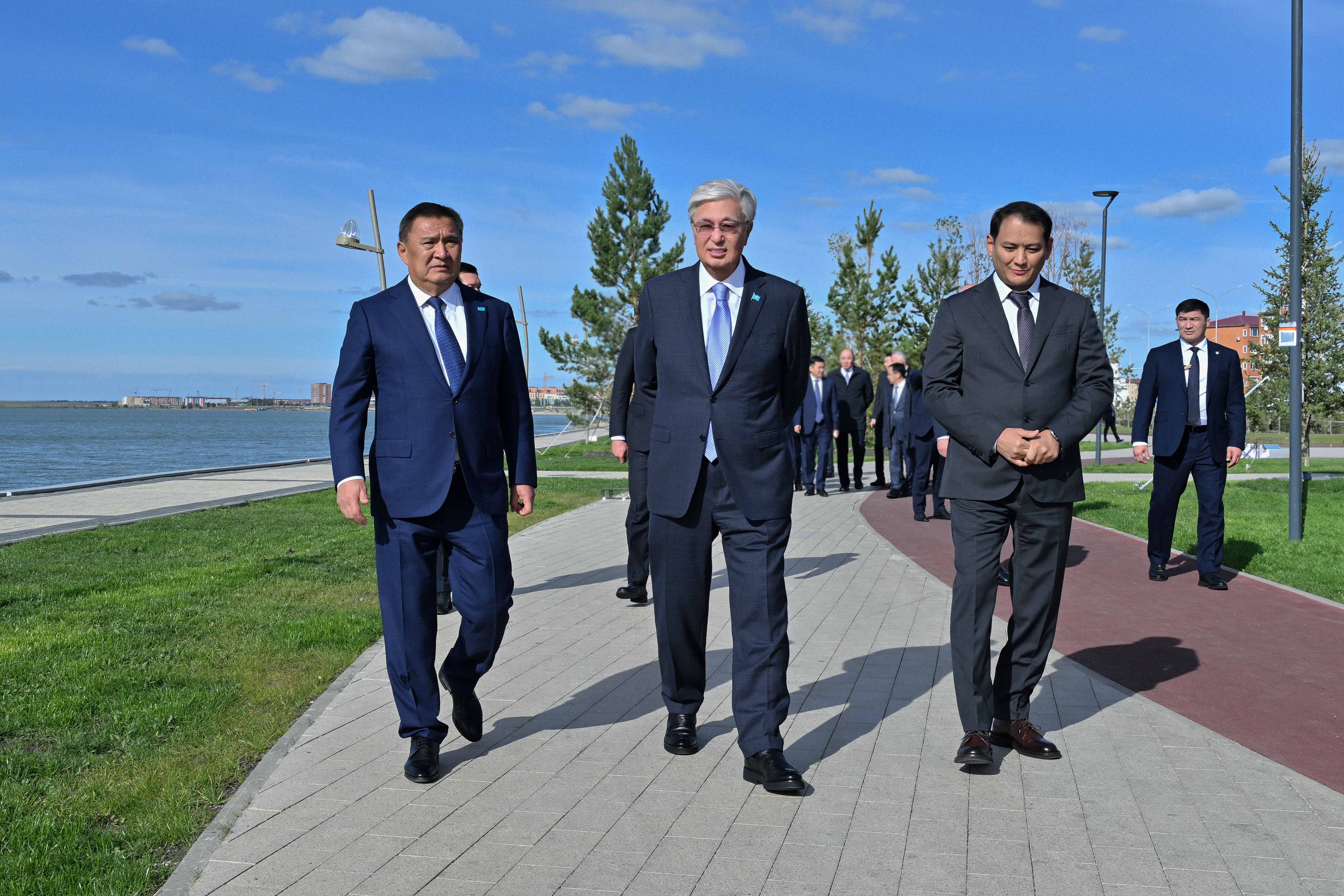 Президентке «Көк шалғын» саябағының жобасы таныстырылды