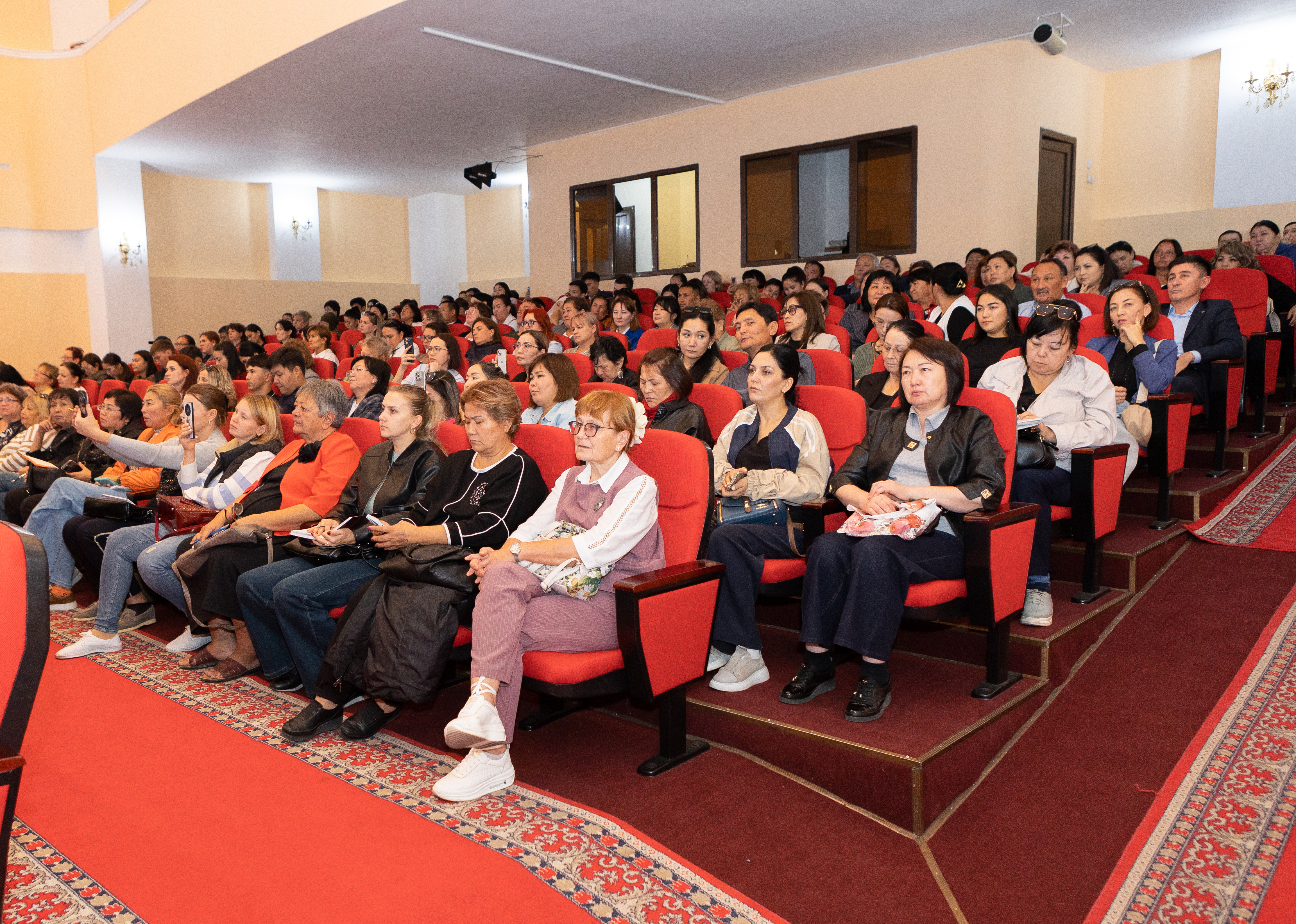 Жетісулықтарға жаңа Салық кодексінің артықшылықтары түсіндірілді