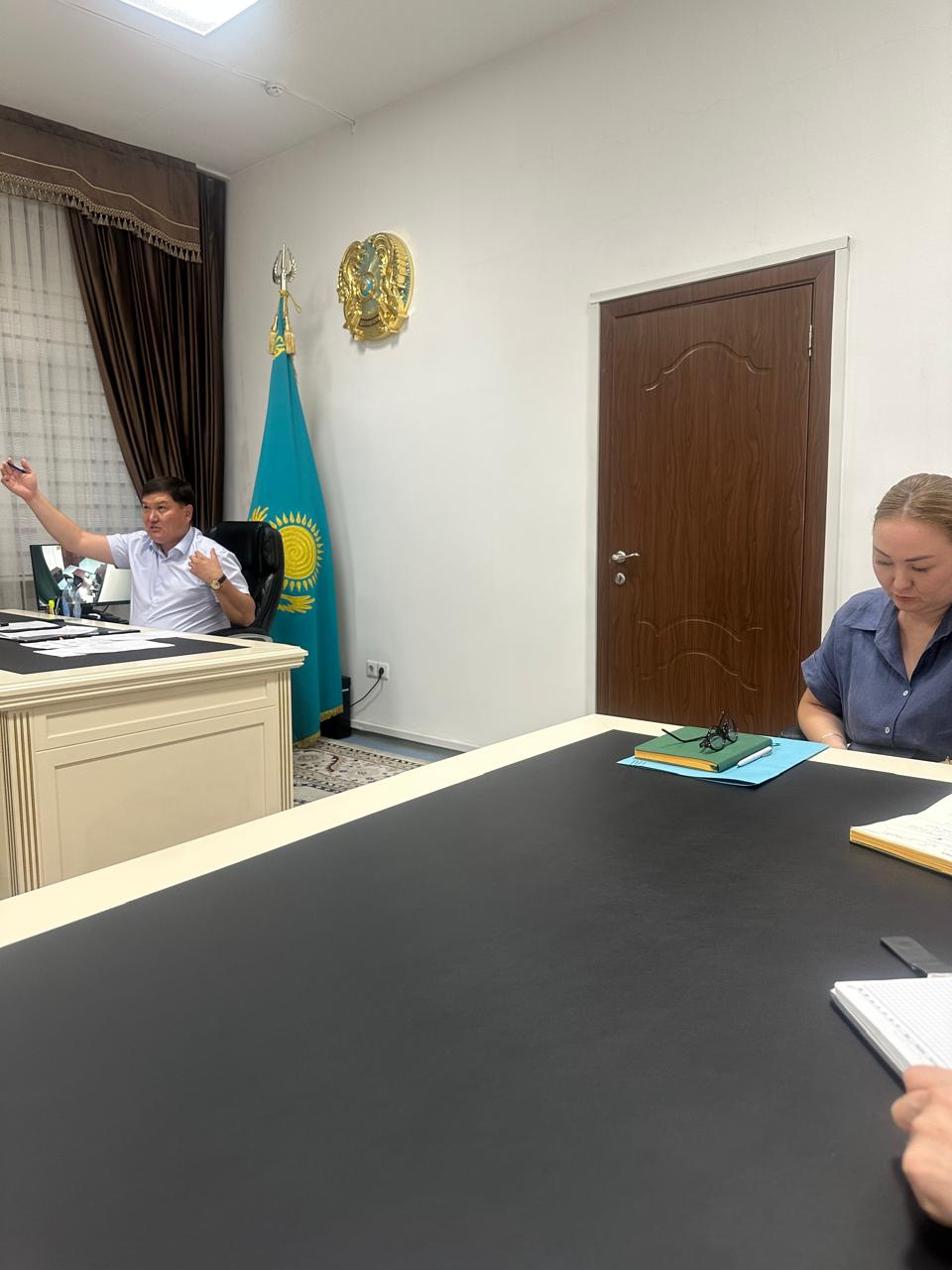 Проведен семинар по повышению языковых навыков государственных служащих