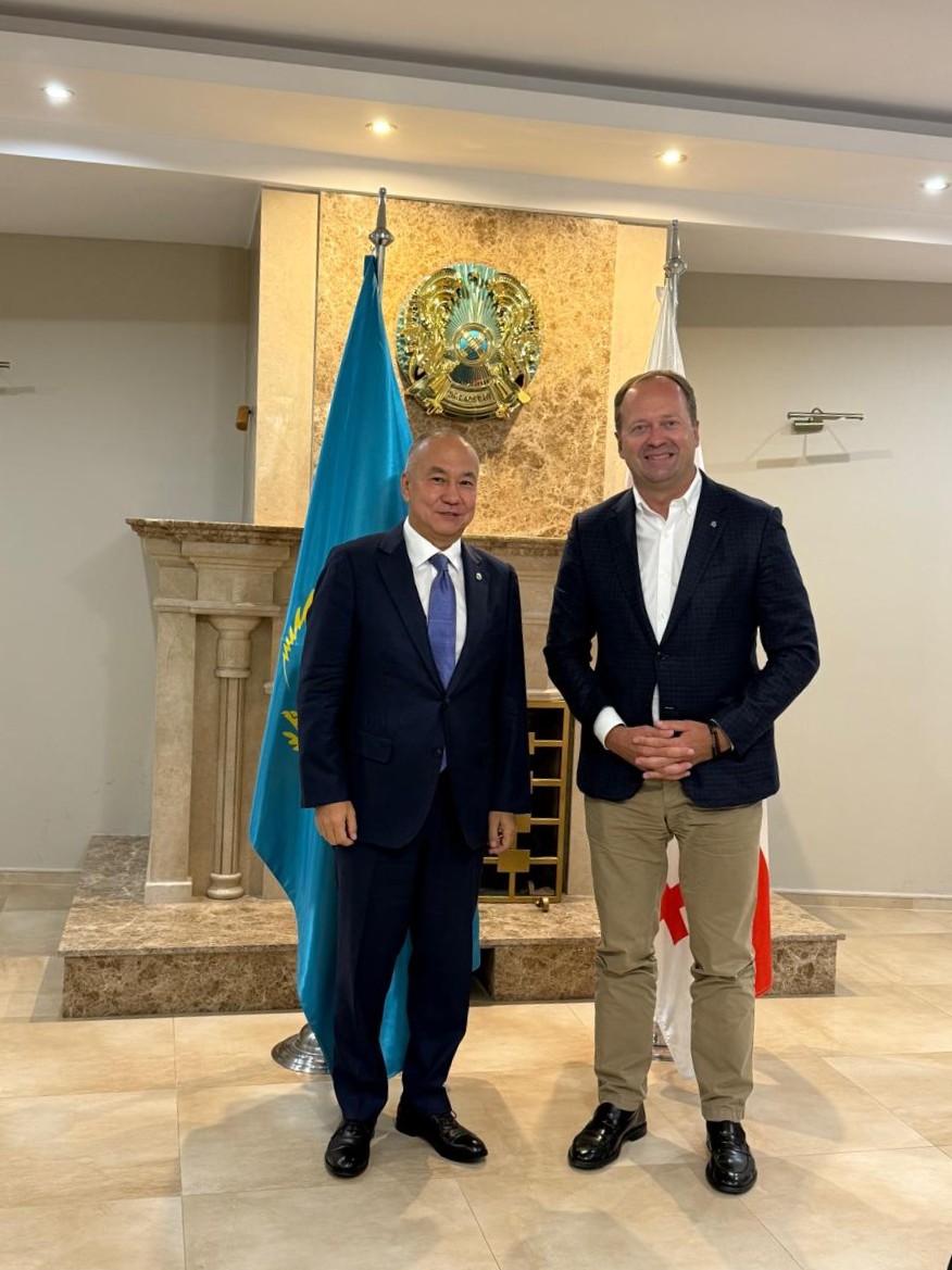 Қазақстан Елшісінің Литва Елшісімен кездесуі туралы