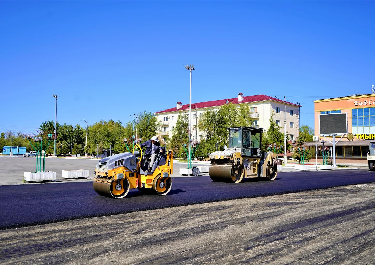 ҚАЛА ӘКІМІ ҚҰРЫЛЫС ЖҰМЫСТАРЫНЫҢ БАРЫСЫН БАҚЫЛАДЫ
