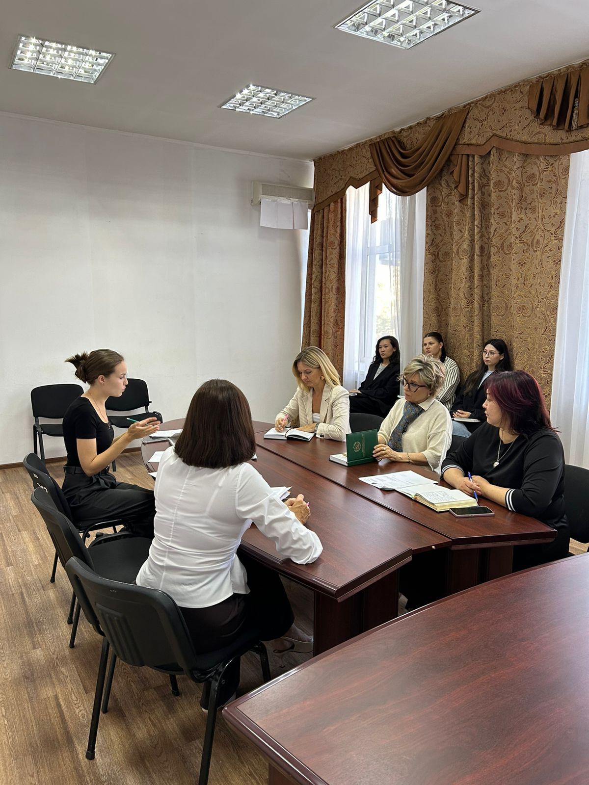 Руководители отделов Тобол-Торгайской бассейновой водной инспекция провели разъяснения нововведений и норм Водного кодекса для сотрудников Департамента экологии