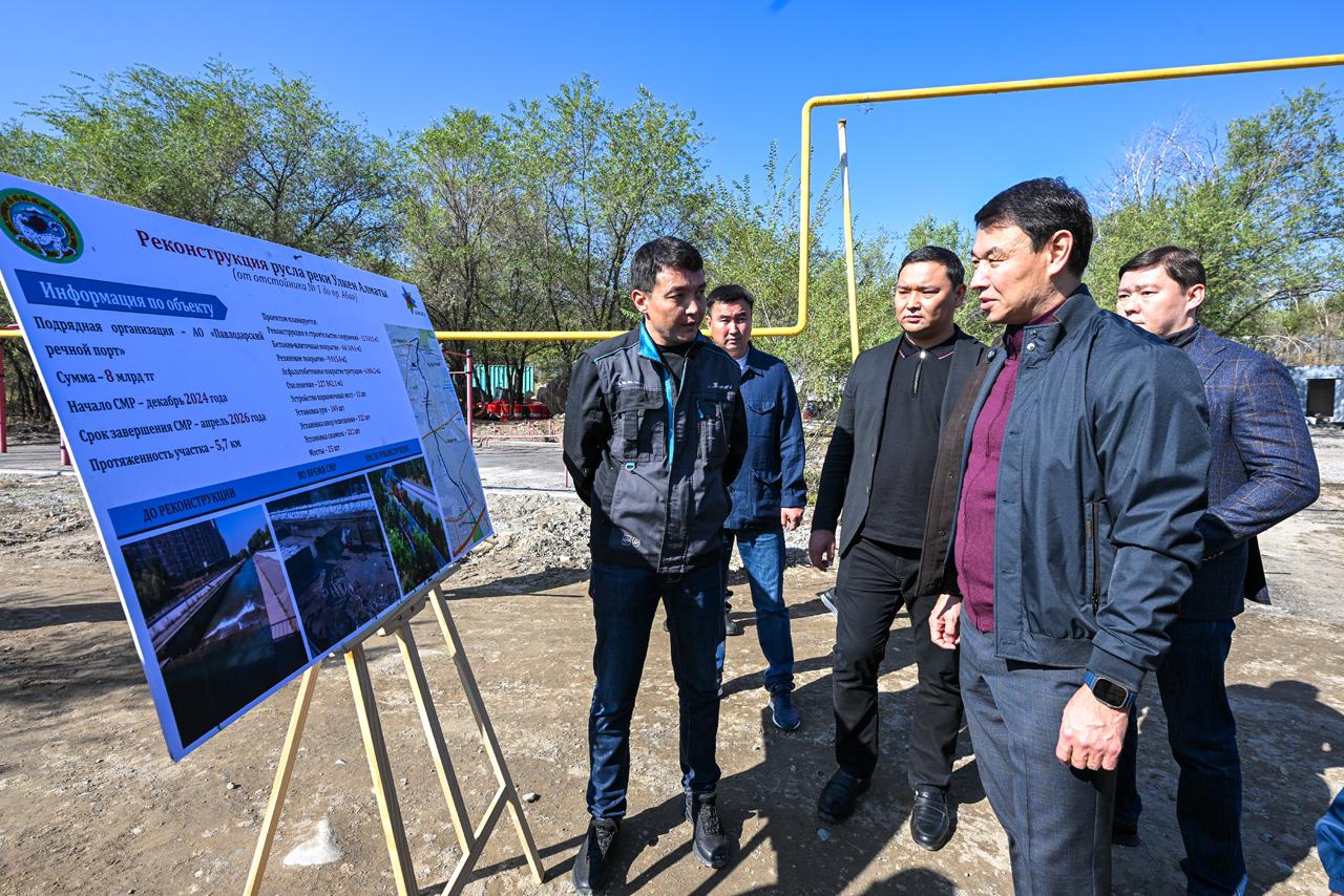 Дархан Сатыбалды проверил объекты, на которые поступили жалобы горожан после ливня