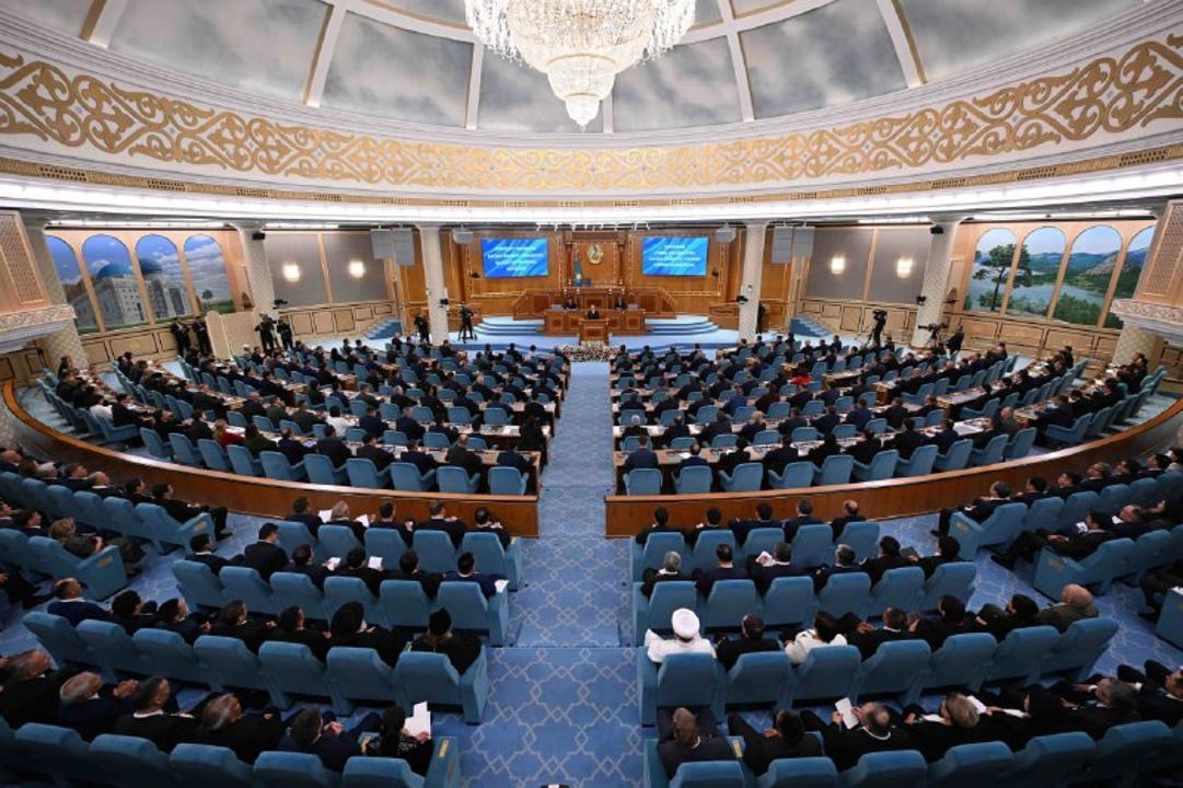 Президент: «Қазақстан міндетті түрде цифрлық ел болуы керек»