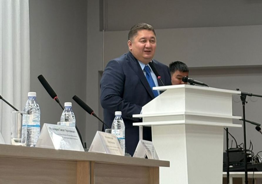 «Көлік әлемінде: Болашақ сіздің қолыңызда»- кәсіптік бағдар беру бойынша оқушылармен кездесу