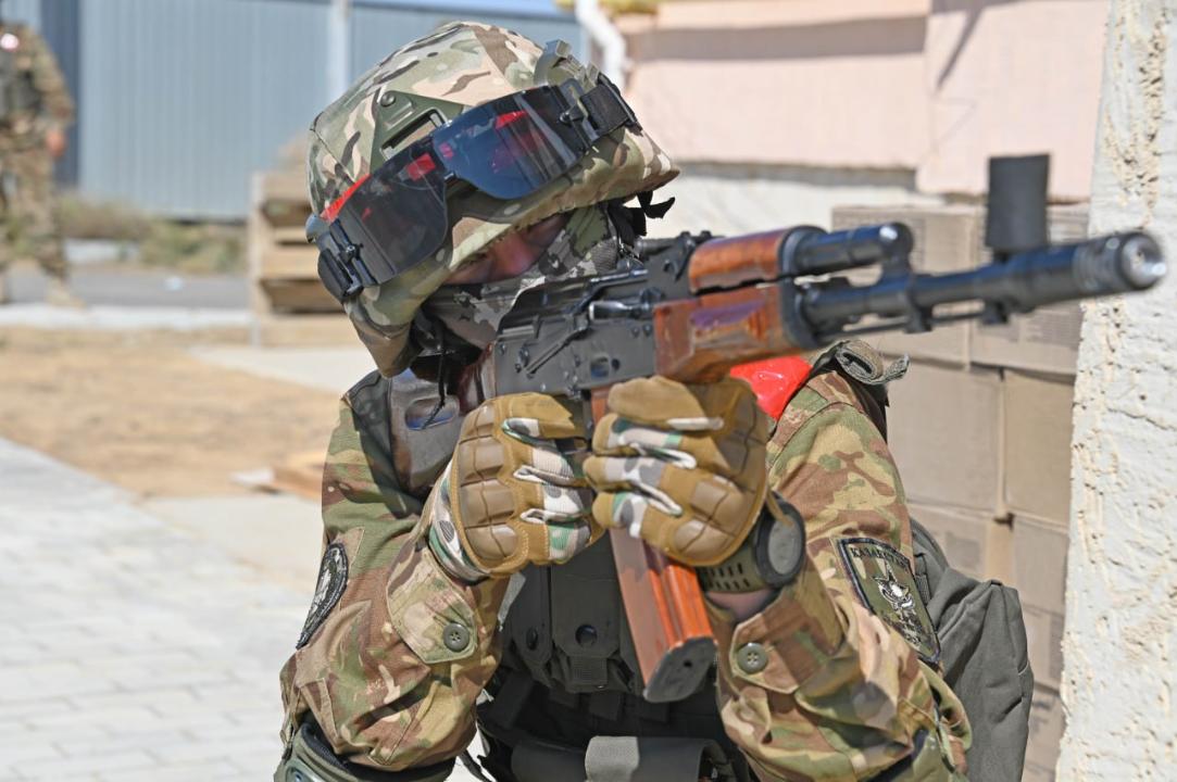 Бас штаб бастығы «Айбалта-2025» оқу-жаттығу ауданын тексерді