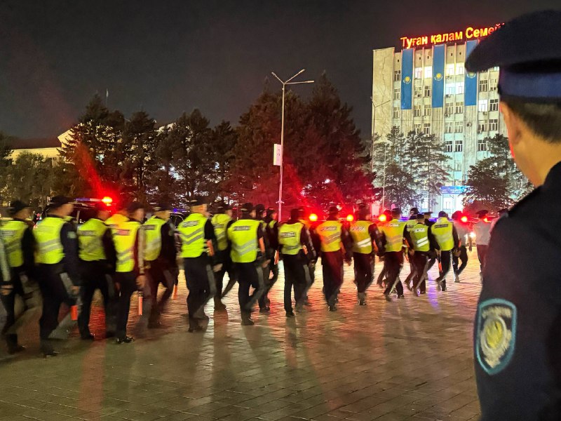 Совместный рейд в области Абай: полиция и общественники против «ослепляющего» тюнинга
