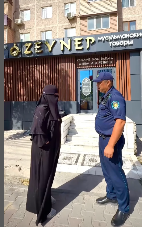 В Шымкенте полиция проводит разъяснительную работу по новой норме в законодательстве