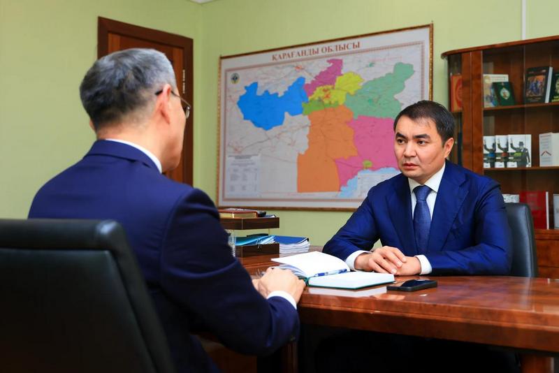 Асумен сахналанған порно Алғаш рет секс порно видео