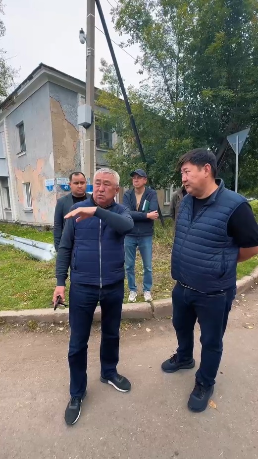 Аким Петропавловска Серик Мухамедиев, провел объезд города в рамках благоустройства