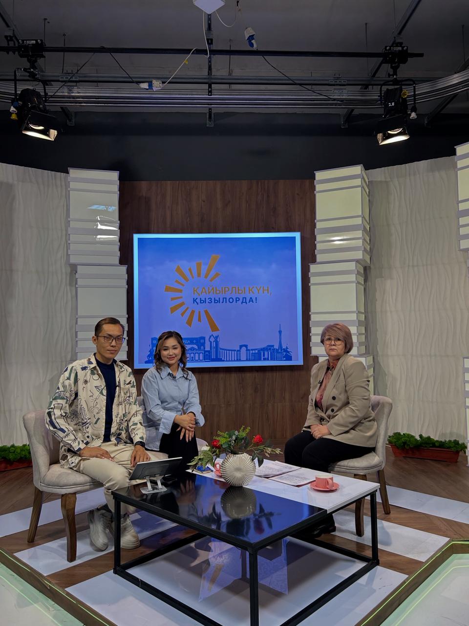 «Әділет органдарының тарихы, қазіргі жұмысы және келешек жоспарлары» тақырыбында тікелей эфирде сұхбат берді