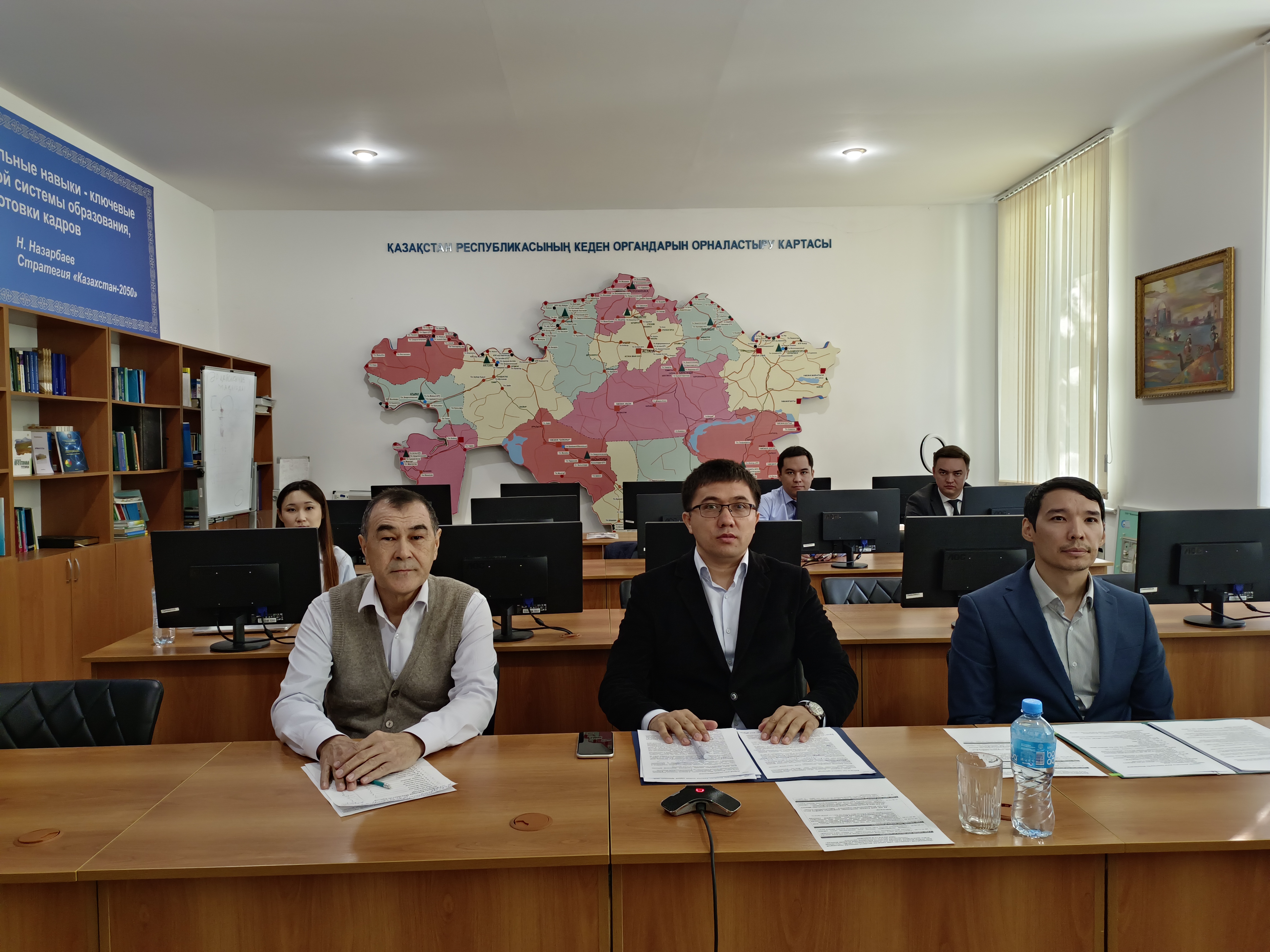 Халықаралық тасымалдау кезінде уақытша әкелінген автокөлік құралдарын беру кезінде кедендік төлемдер мен салықтарды есептеу тәртібі», «Автокөлік өткізу пункттерінде уақытша әкелінетін контейнерлерді кедендік ресімдеу