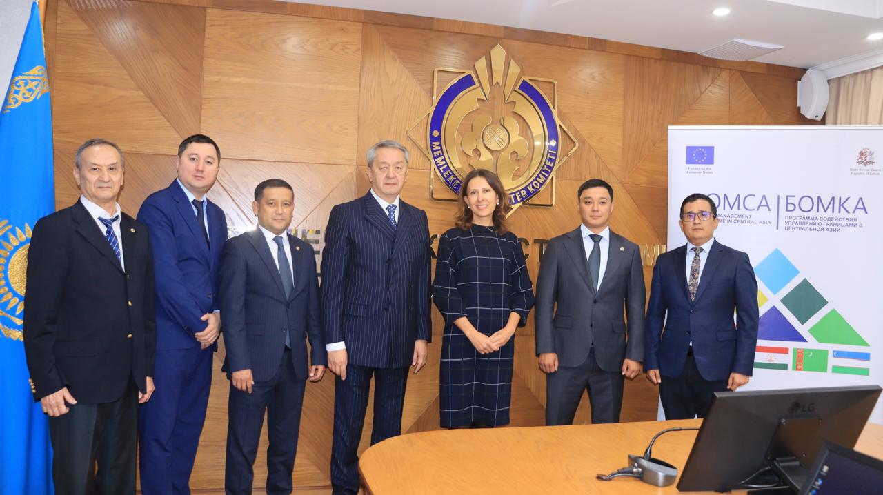 БОМКА бағдарламасы аясында мобильді кедендік топтарға жабдықтарды тапсыру
