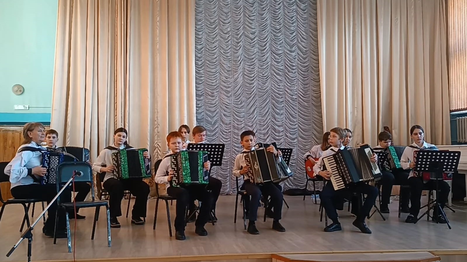 Ақмолалық оқушылар жас музыканттардың республикалық фестиваль- байқауының үздік үштігіне енді