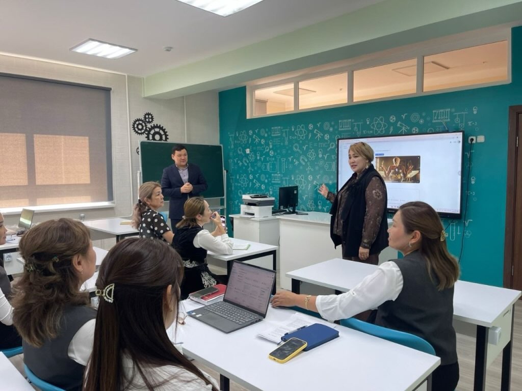 В учебную программу столичной школы внедрен искусственный интеллект