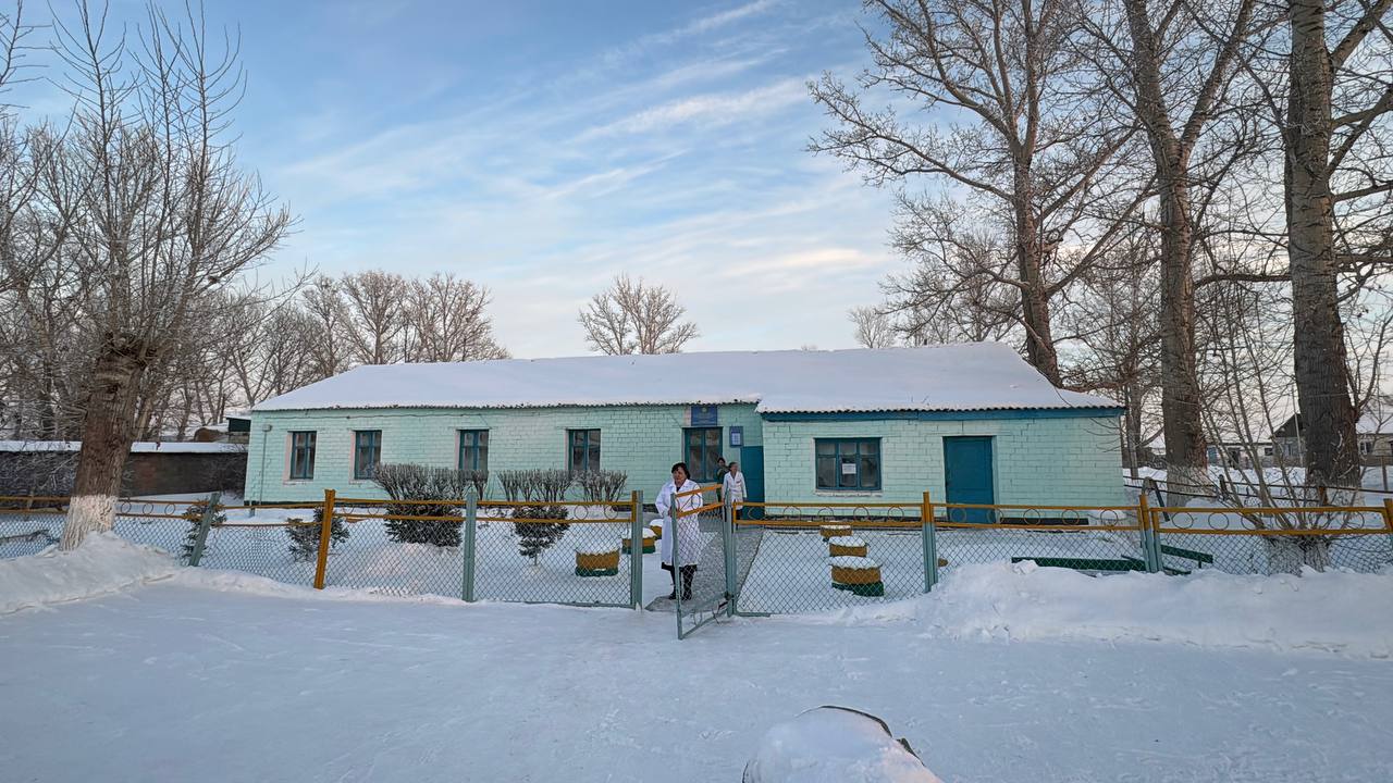 Аким ВКО в ходе рабочей поездки в Тарбагатайский  район посетил медицинские учреждения