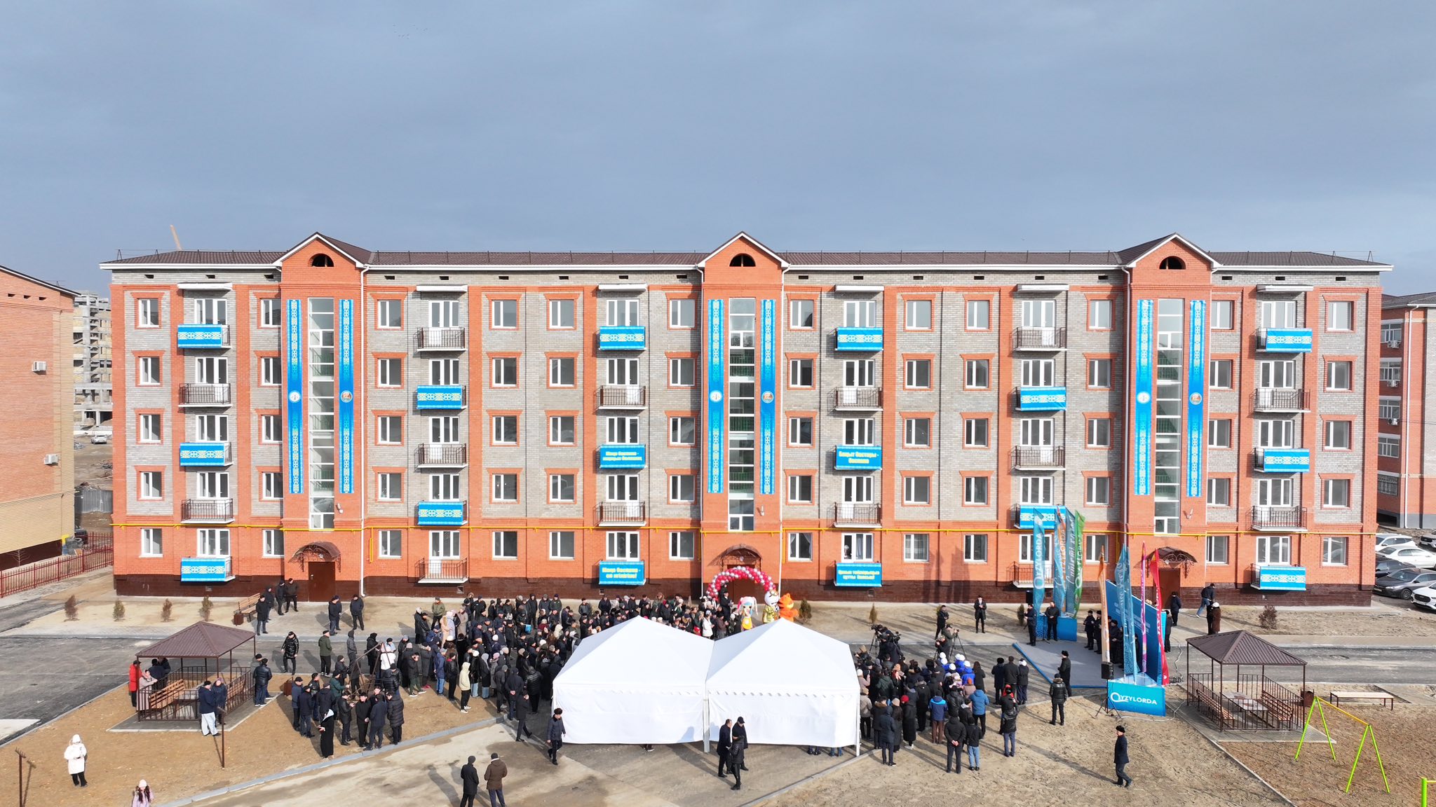 Қызылордада «Сыр жастары» өңірлік бағдарламасымен 100 жас отбасы баспаналы болды