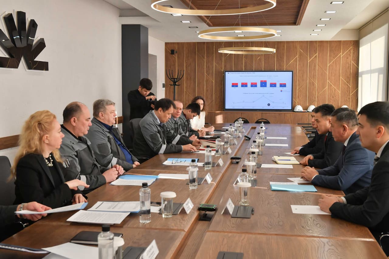 А. Ертаев «Qarmet» АҚ басшысы В. Басинмен кездесті