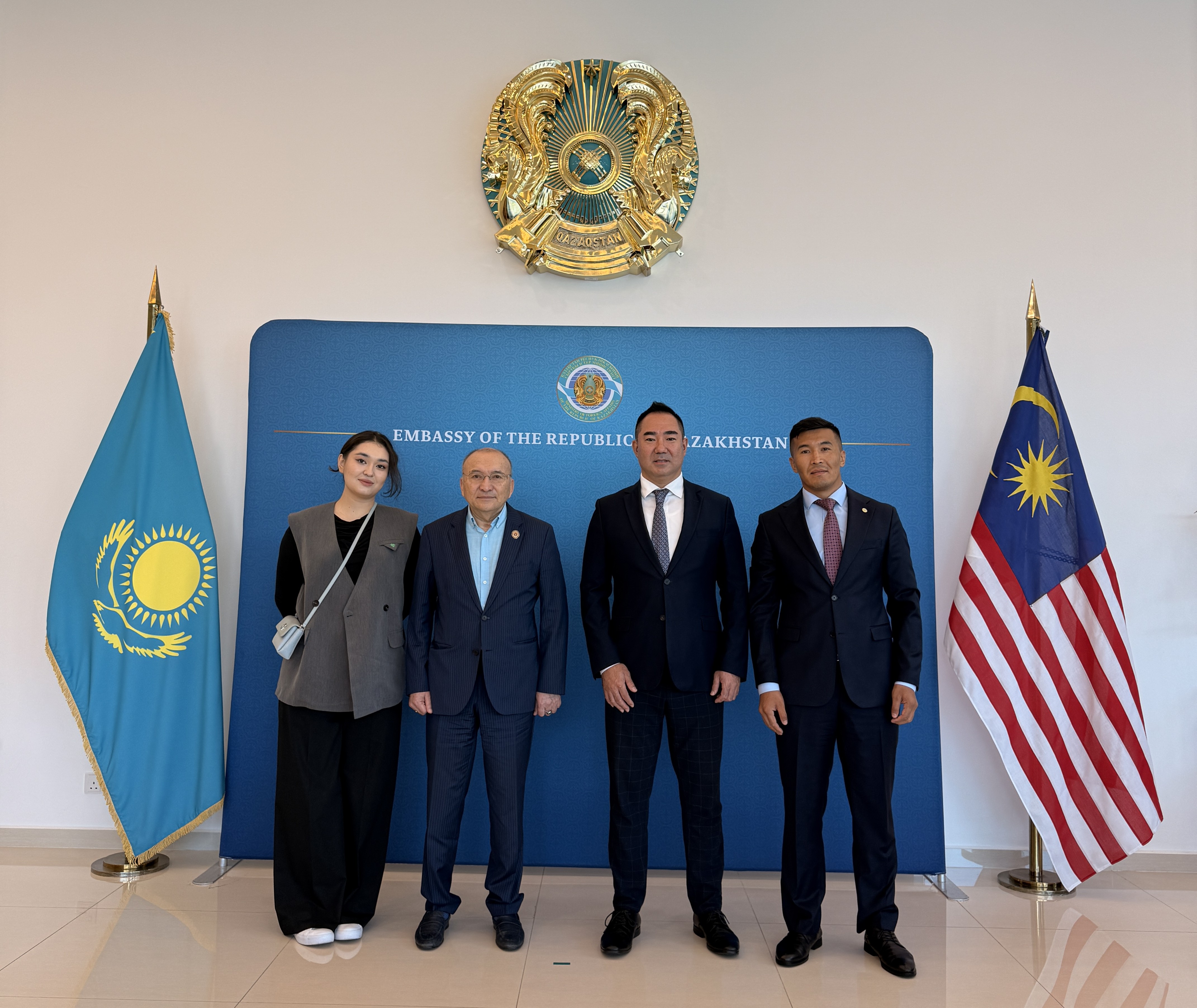 Перспективы партнерства в сфере образования и научных исследований обсуждены с Президентом AlmaU