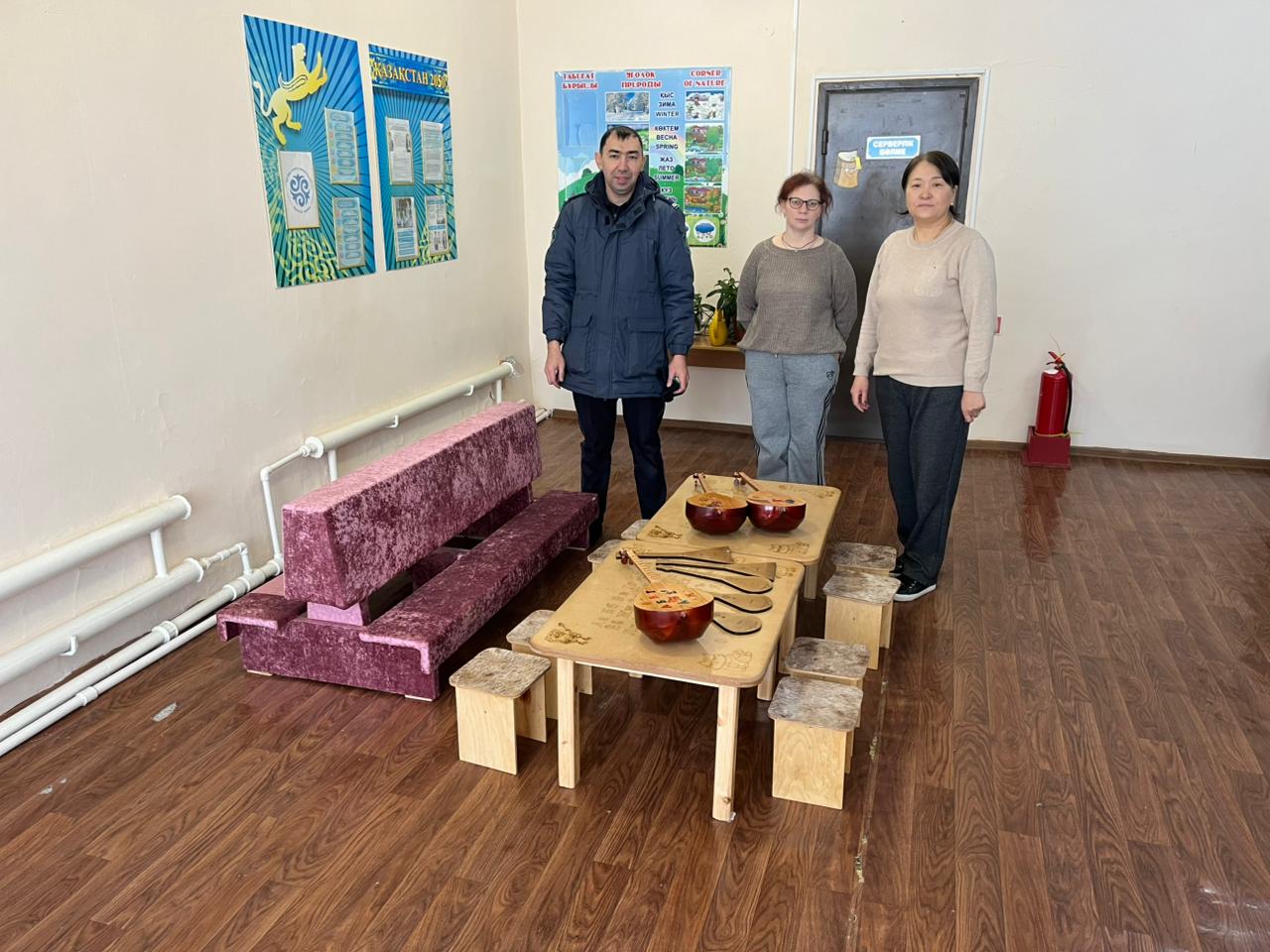 Тепло сердец — детям: осуждённые Учреждения №35 подарили воспитанникам ясли-сада «Қуаныш» сделанные с любовью изделия