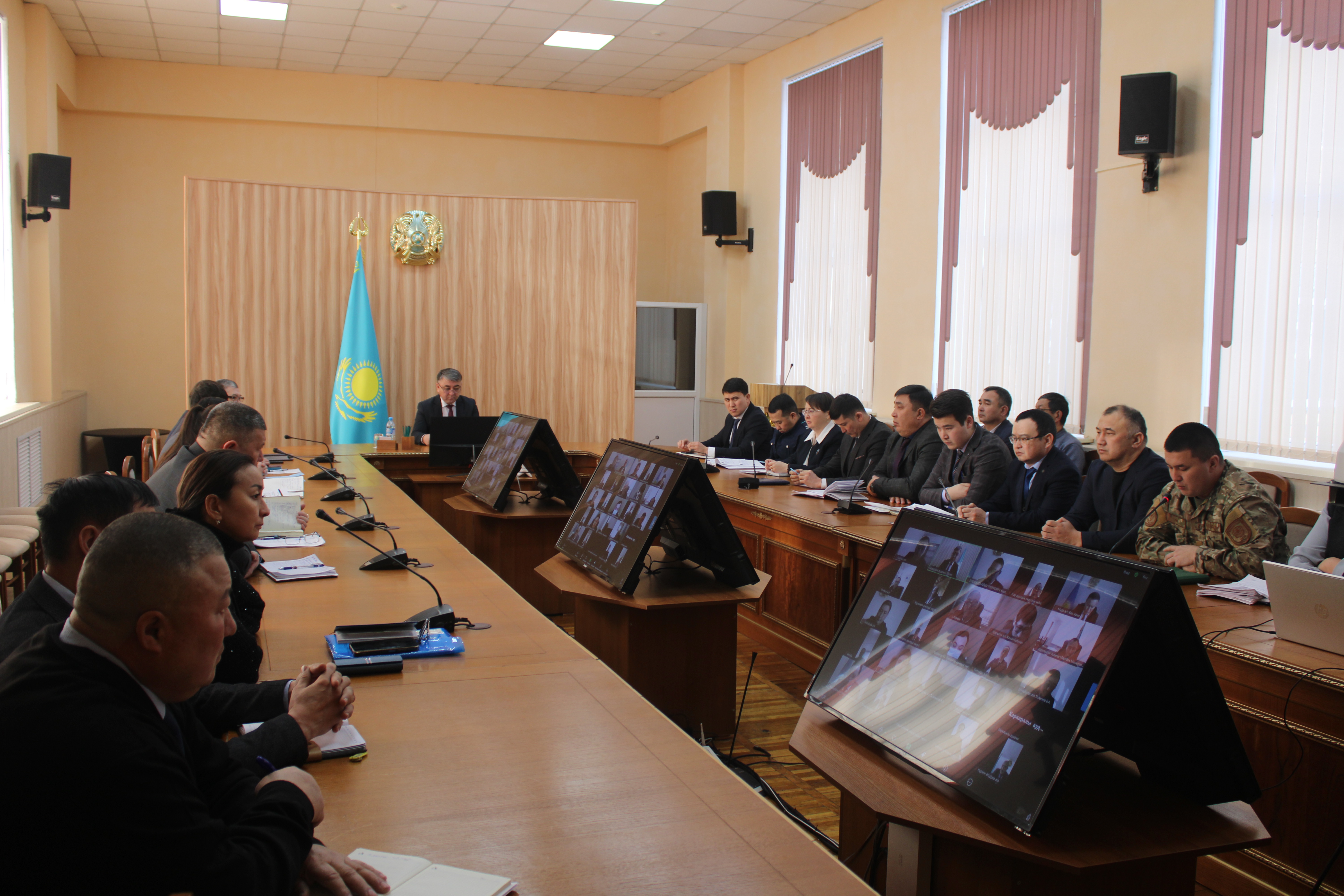 В Каркаралинском районе прошло расширенное аппаратное совещание