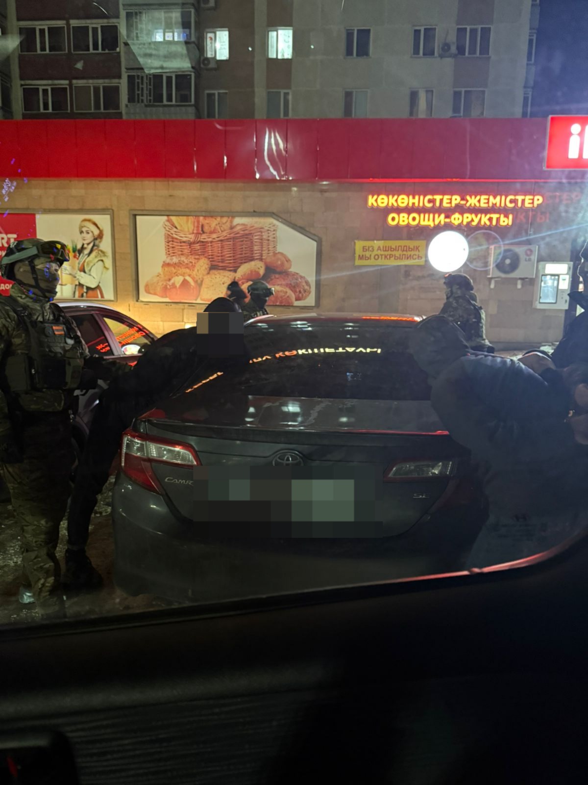 В Кокшетау с поличным задержаны подозреваемые в вымогательстве 500 тысяч тенге