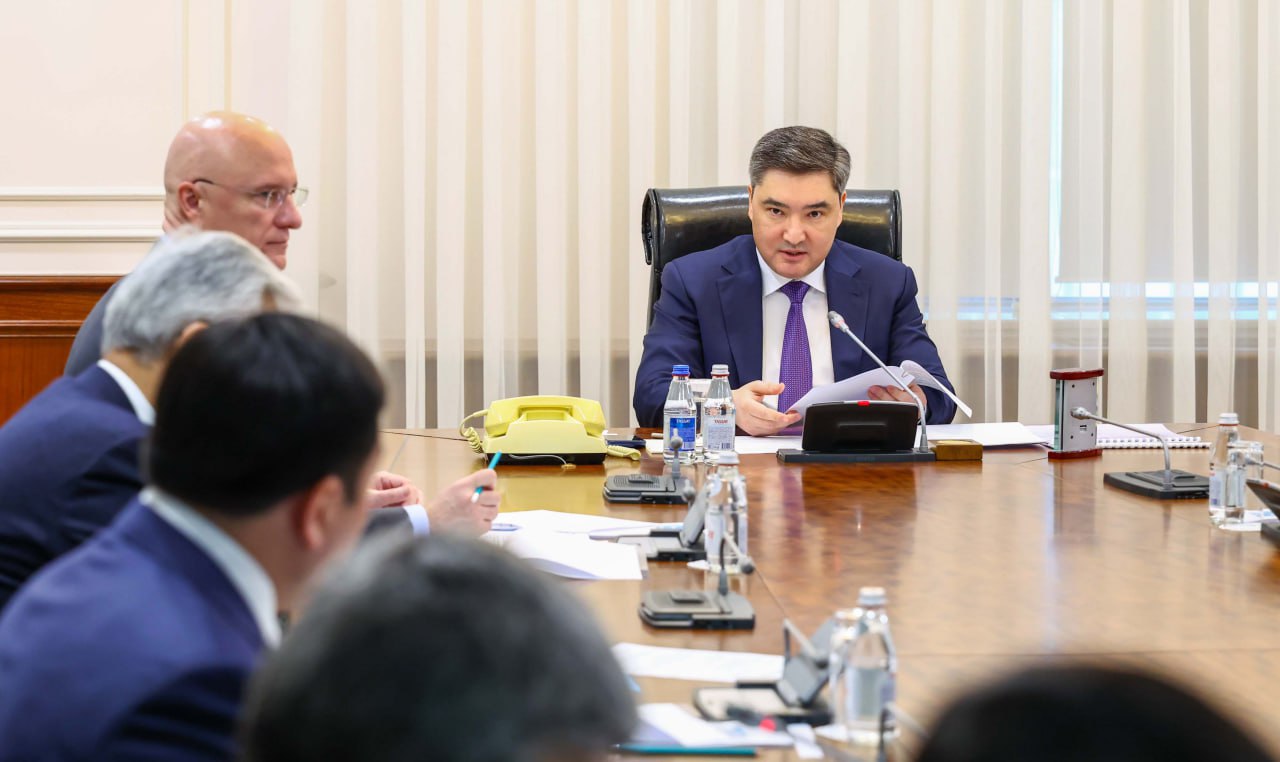 Олжас Бектенов провел совещание по вопросам генерации новых мощностей для решения проблемы энергодефицита
