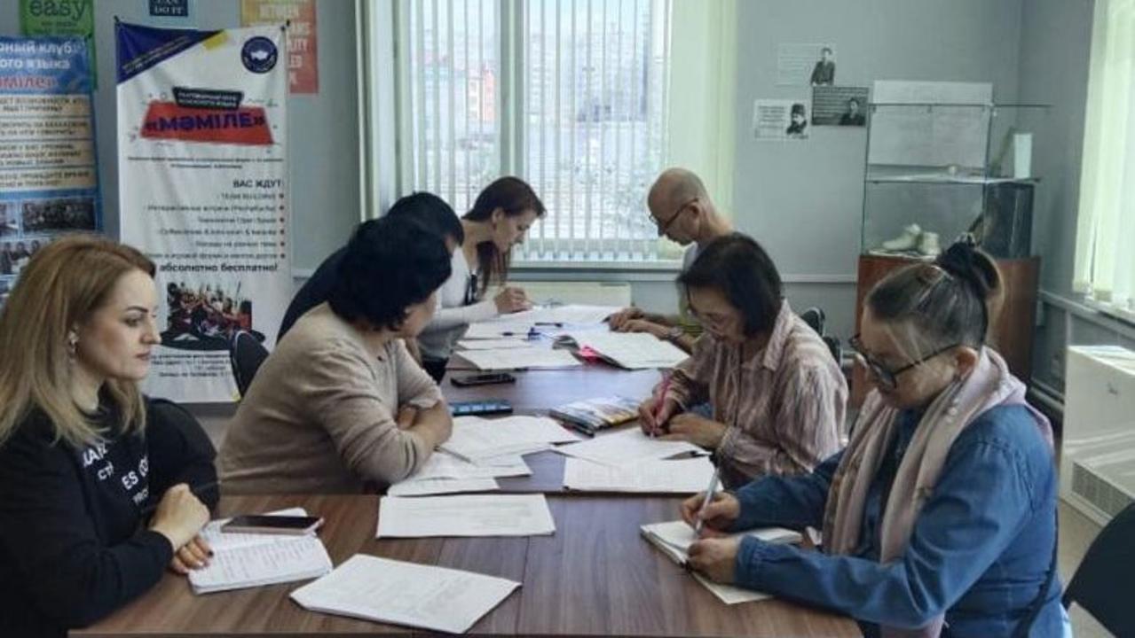 Қарағандылықтарды тегін тіл курстарына шақырады