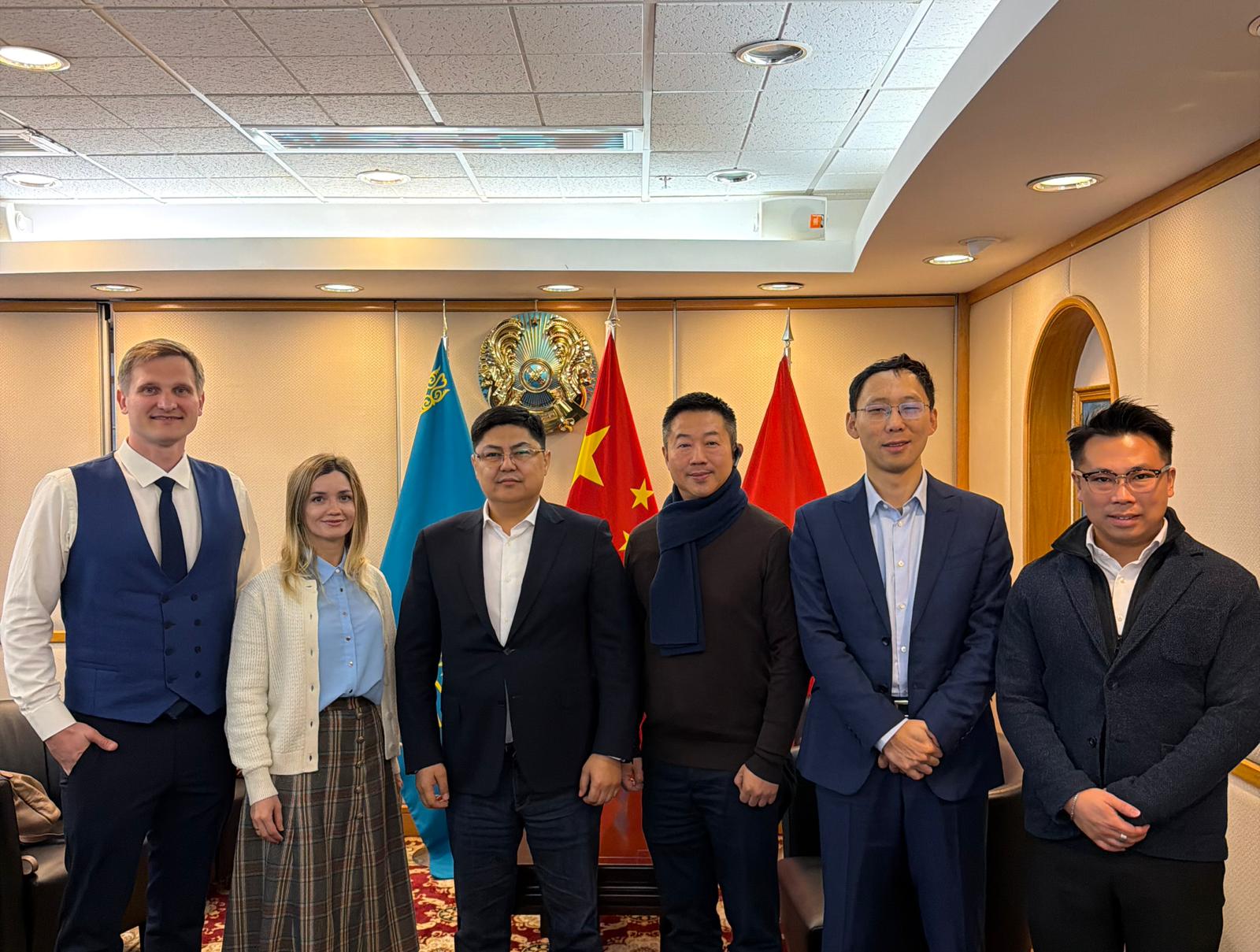 Гонконгте жасанды интеллект саласындағы технологиялық бастамалардың өзара әрекеттестігі мен болашағы талқыланды