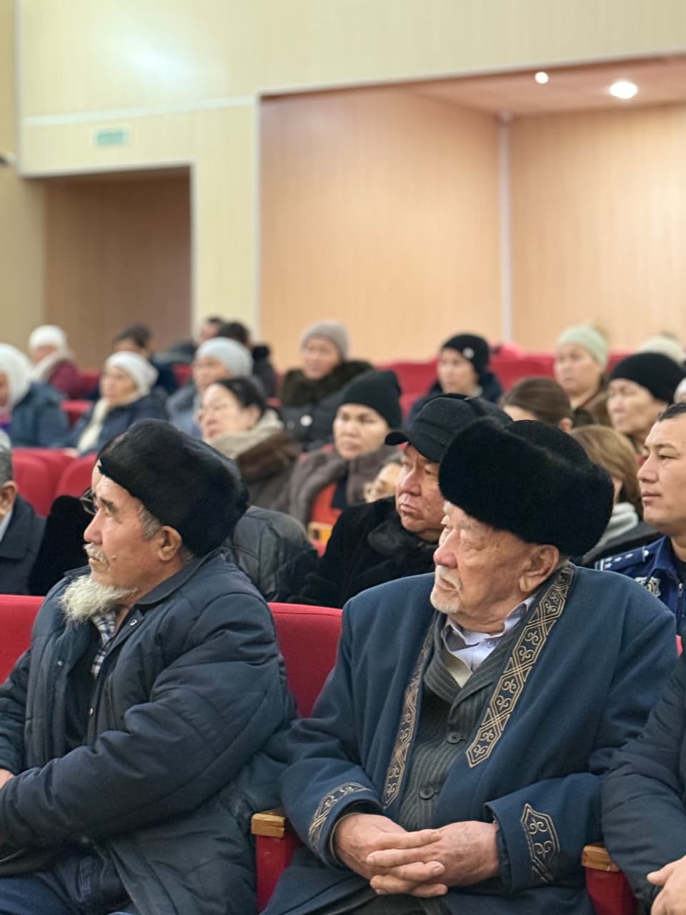 Ақжігіт ауылында ардагерлер мен ауыл тұрғындарының қатысуымен мазмұнды кездесу өтті