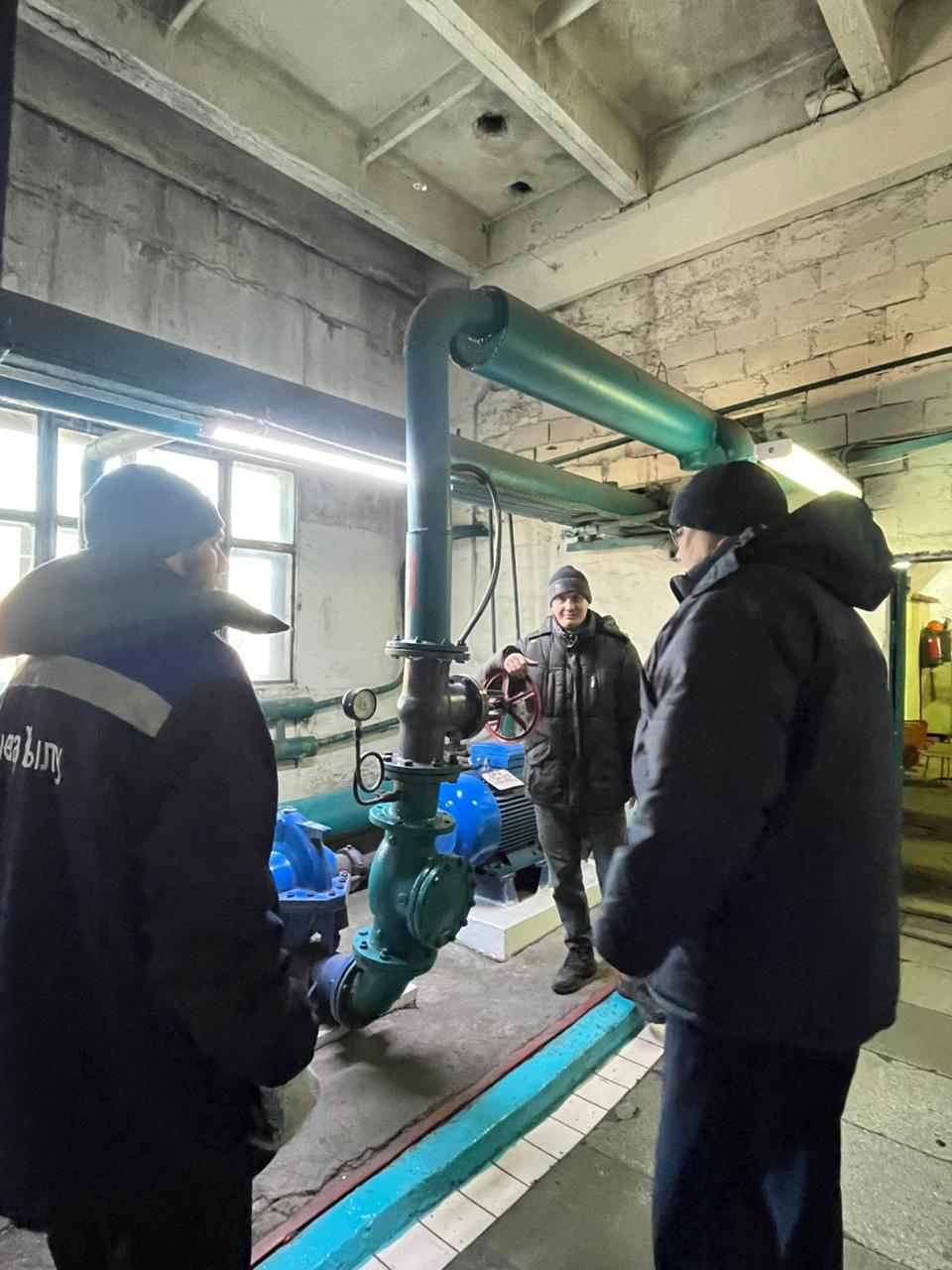 В период резкого похолодания аким поселка провёл проверку объектов жизнеобеспечения.