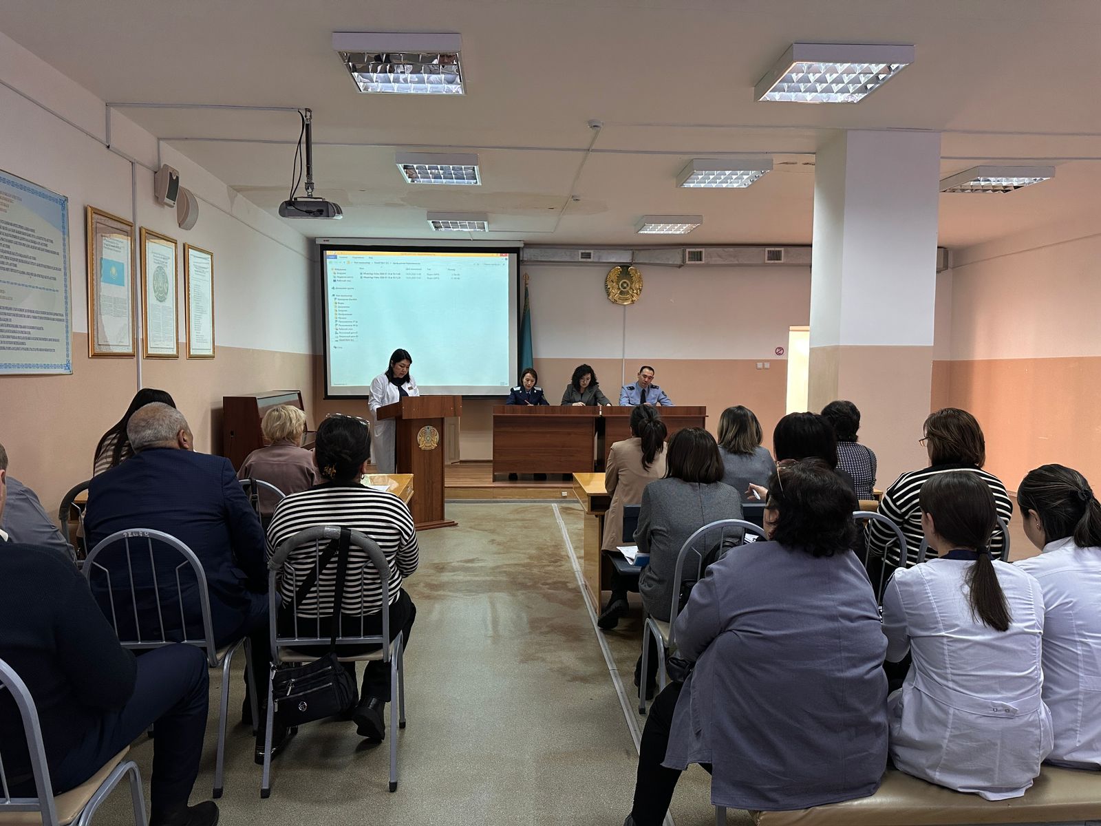 2026 жылдың 14 қаңтарында аудандық аурухананың мәжіліс залында әкімнің орынбасары Арай Әбенованың төрағалығымен комиссияның жоспарлы отырысы өтті.