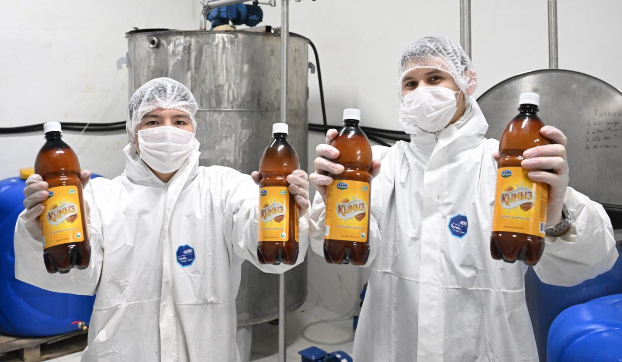 Жұмысшылар