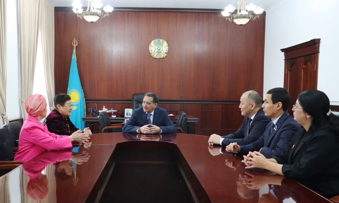 Аудан әкімі қаламгерлерді қабылдады