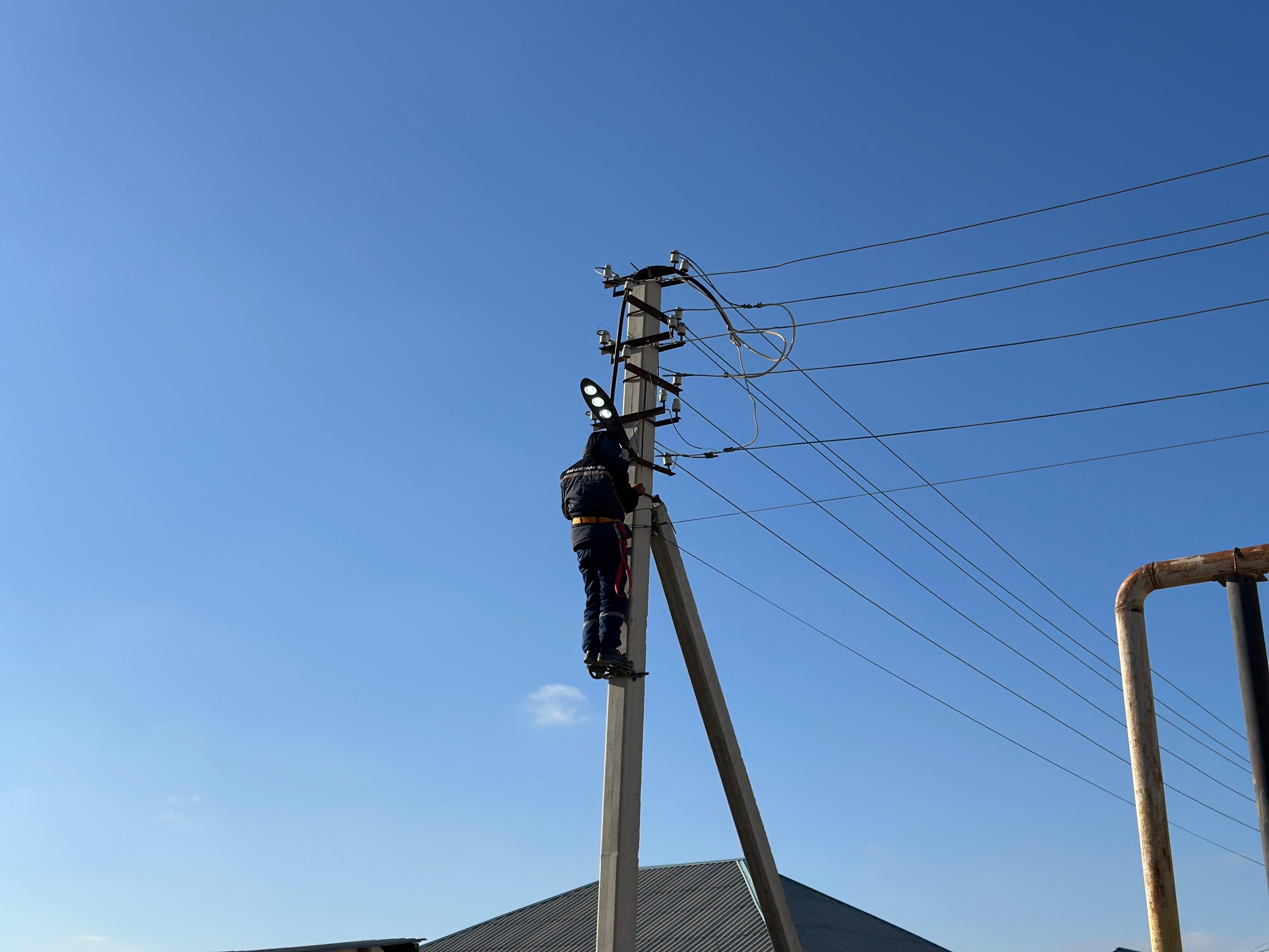 Көше жарық шамдары жаңартылды