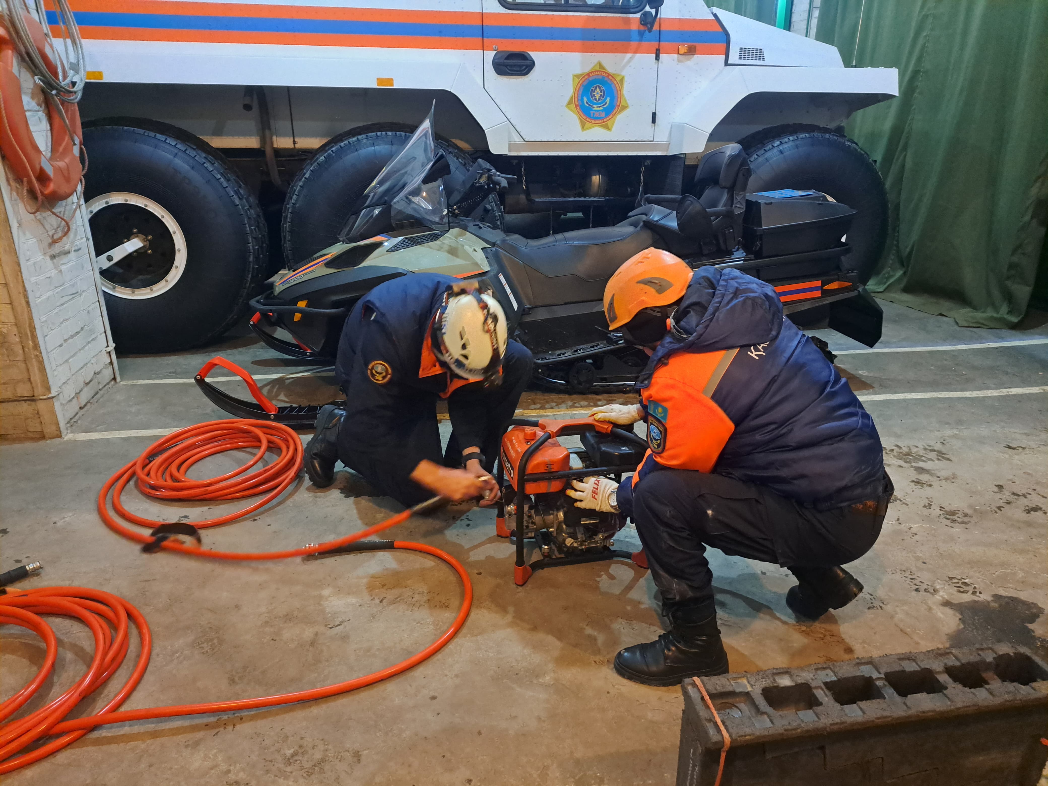 Өскемен қ. ШҚО ТЖД  Жедел-құтқару жасағы қызметкерлерінің аттестациясы өтті